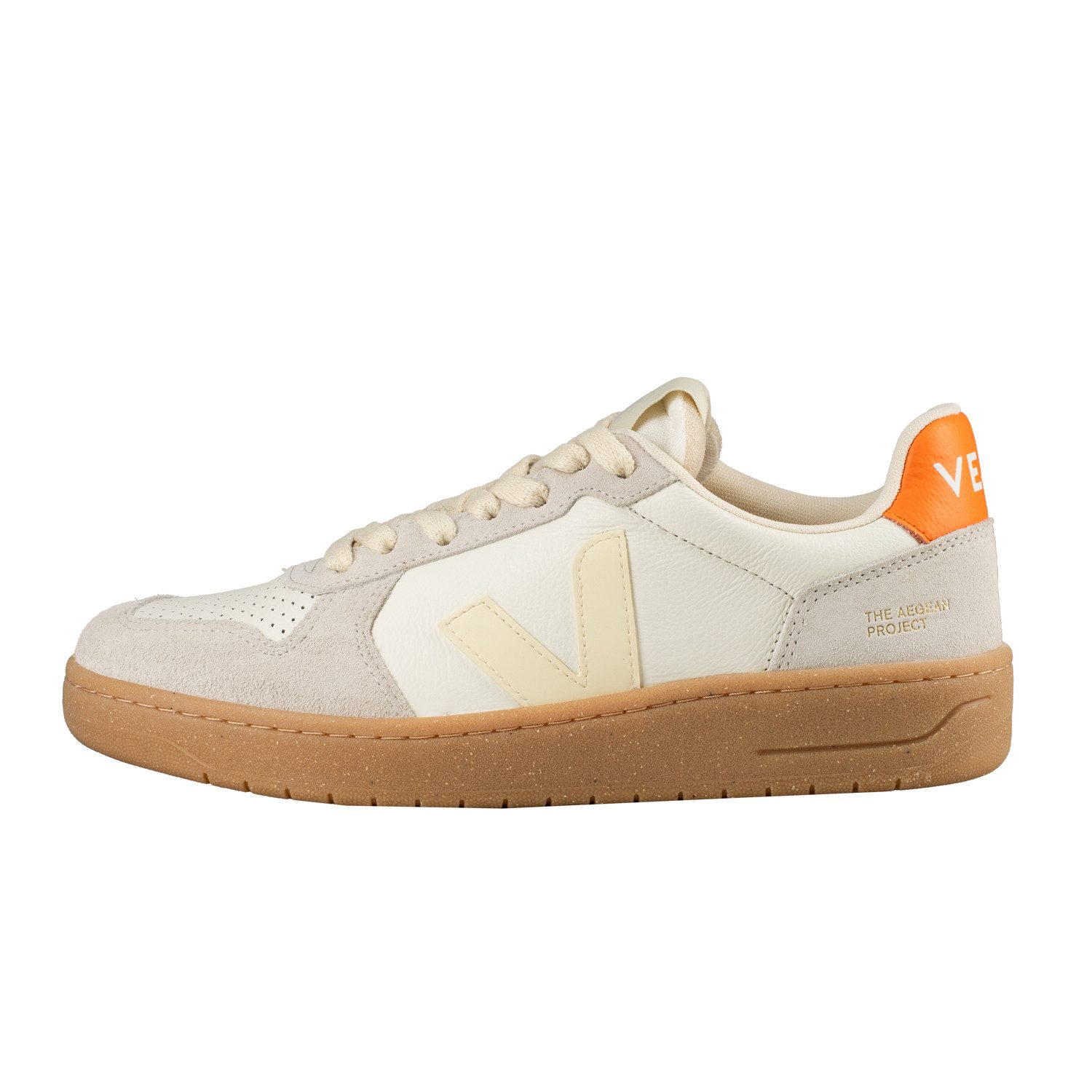 VEJA Veja V-82 Leather Sneaker