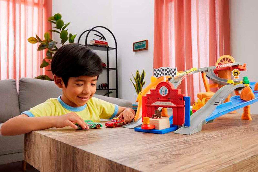 Mattel® Autorennbahn Disney Pixar Cars Playset