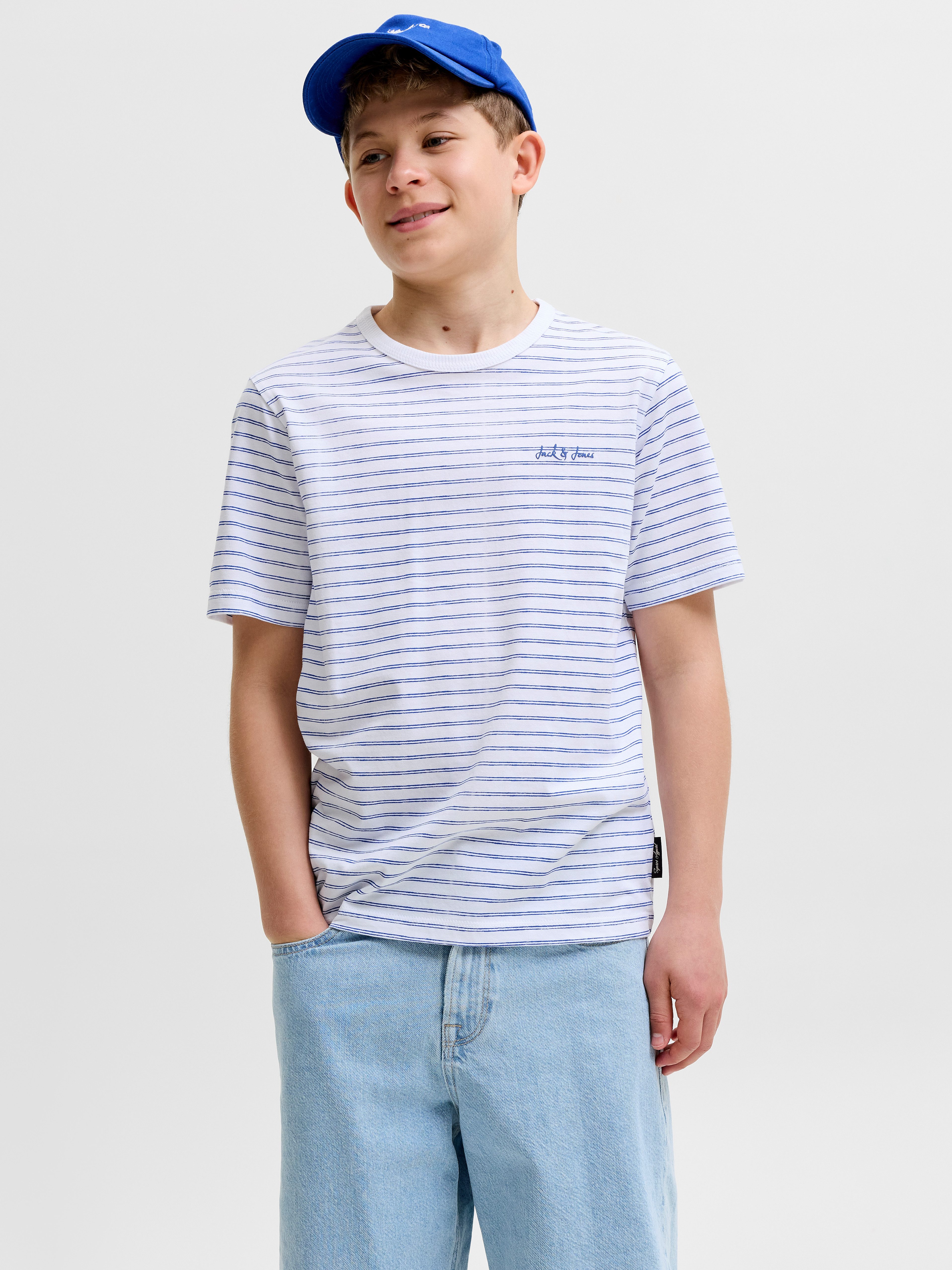 Jack & Jones Junior T-Shirt JJDEVIN DAYTONA STRIPED TEE SS CN JNR mit dezenter Logostickerei