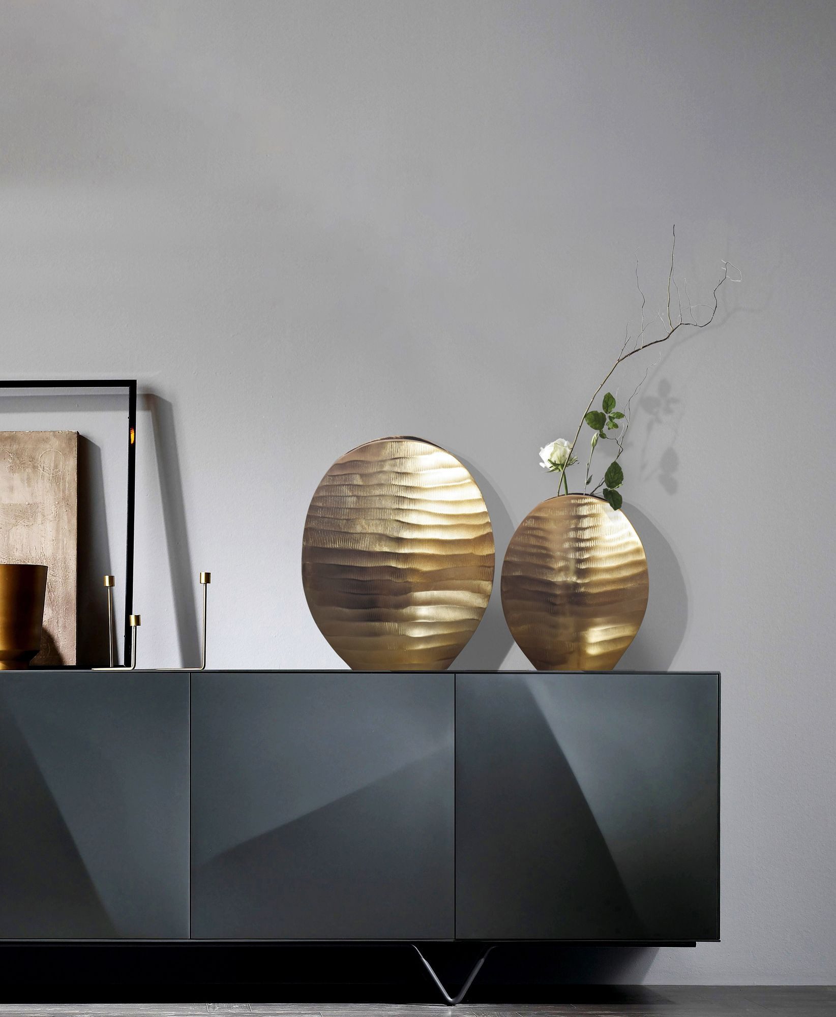 Wohnling Tischvase WL7.186 Vase 2er Set Aluminium Gold Blumenvase Dekovase Modern Rund (Vase 2er Set Aluminium Gold Modern Wellenmuster), Blumenvase 2-teilig, Dekovase Wohndeko Tischdeko