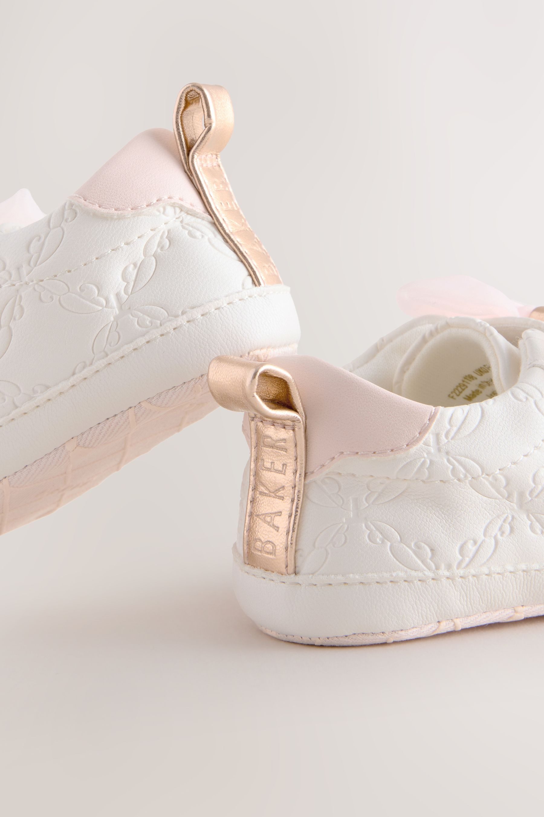 Baker by Ted Baker Baker by Ted Baker Babyschuhe mit Organzaschleife Sneaker (1-tlg)