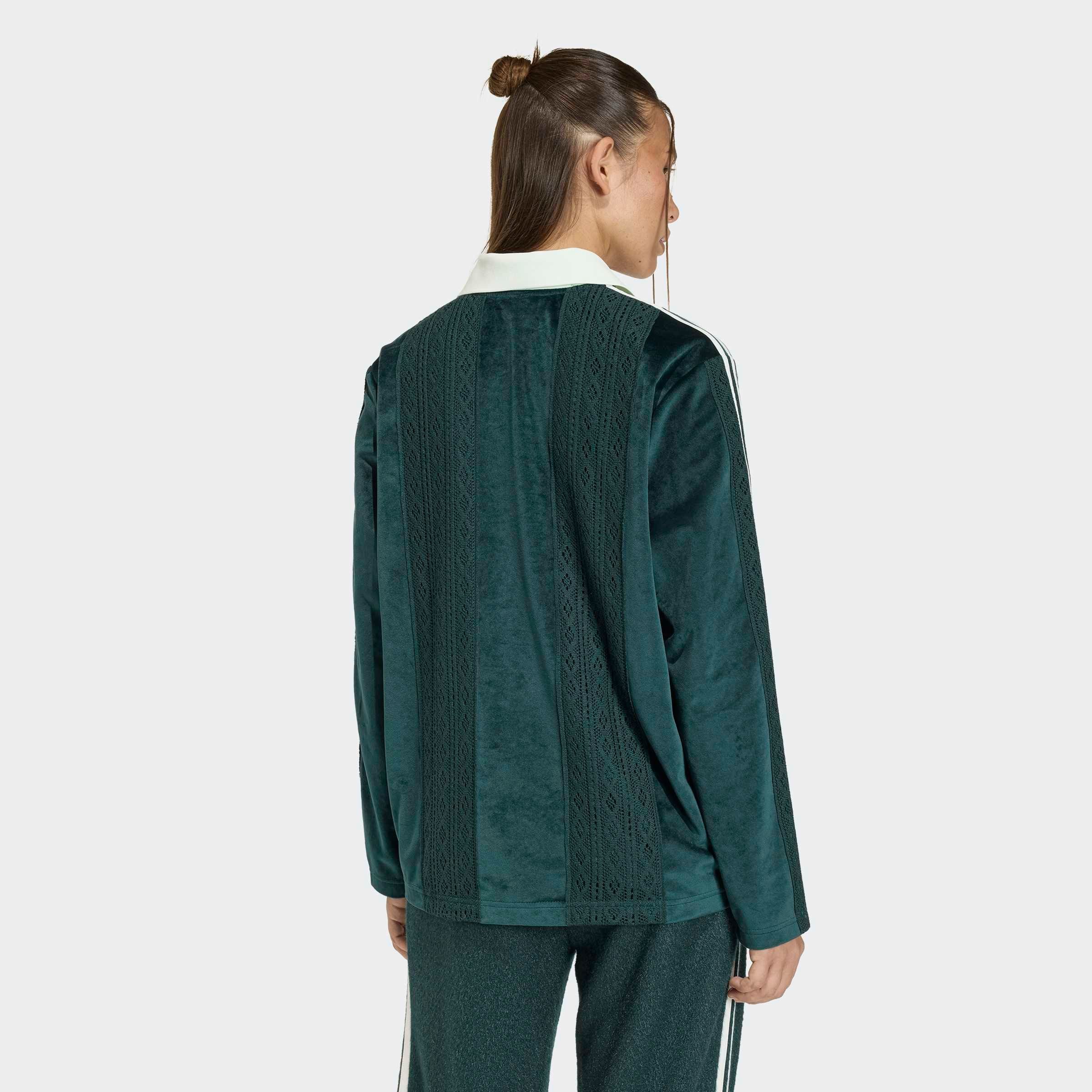 adidas Originals Langarmshirt ADIDAS ORIGINALS WINTERISED LONGSLEEVE TRIKOT Winterised Fußballtrikot, Mischung aus Velours und Häkelstoff