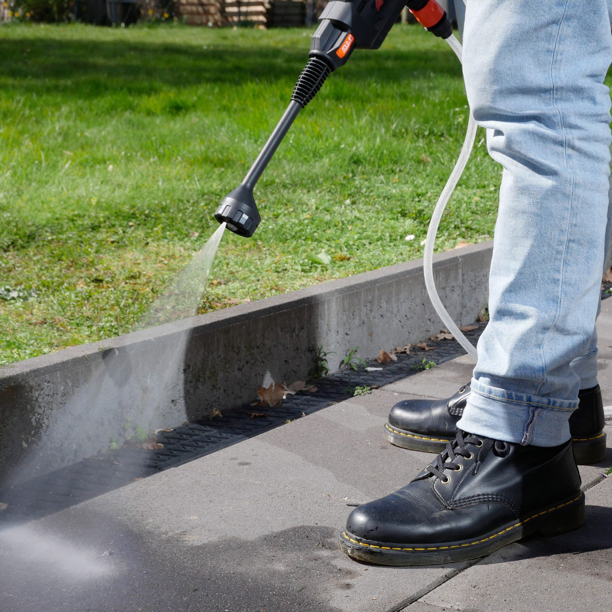 Yardforce Hochdruckreiniger LW C02A, Druck max: 22 bar, 98 W, Fördermenge max: 370 l/h, (1 tlg), mit einem 20-Volt-Universal-Motor