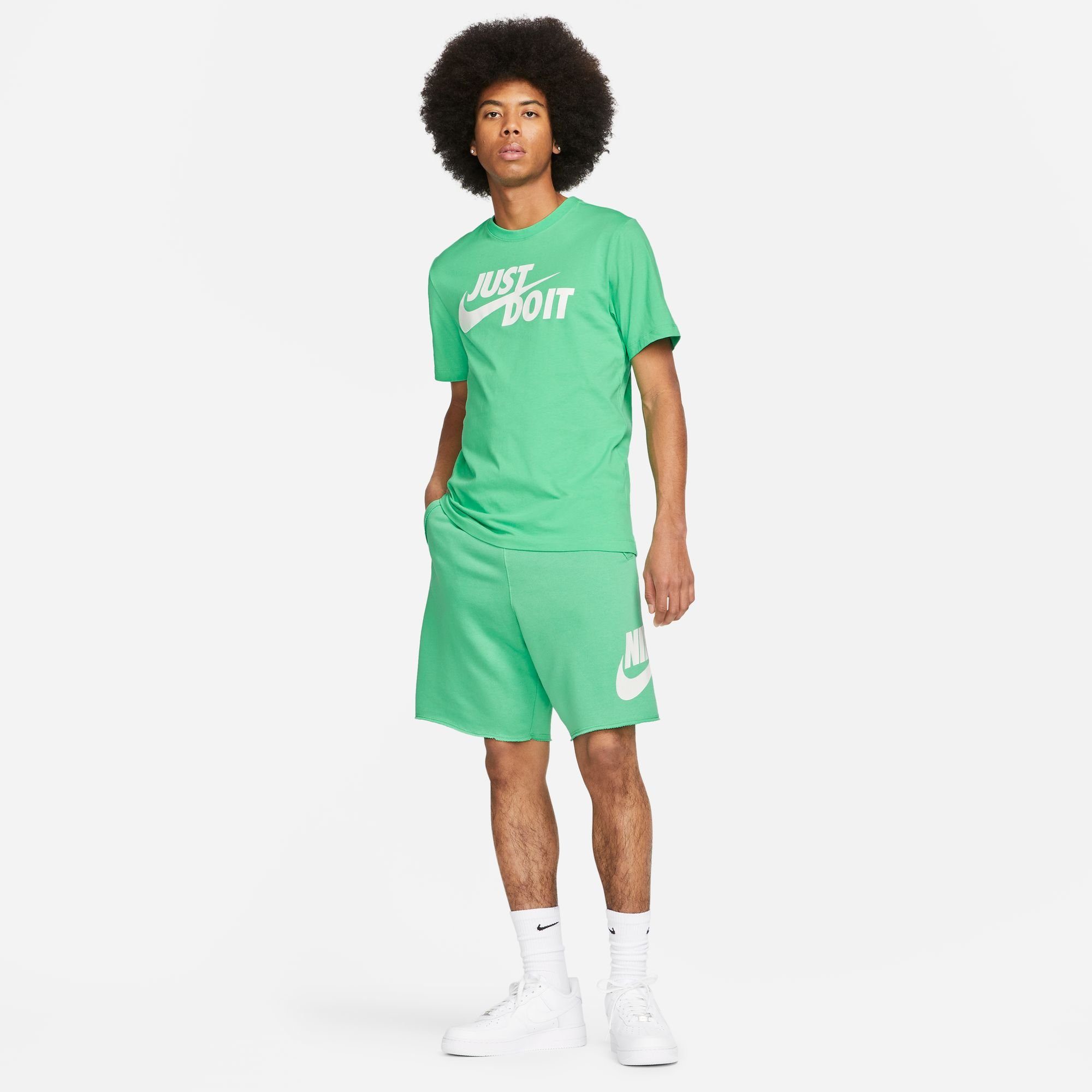 Nike Sportswear T-Shirt JDI MEN'S T-SHIRT grün