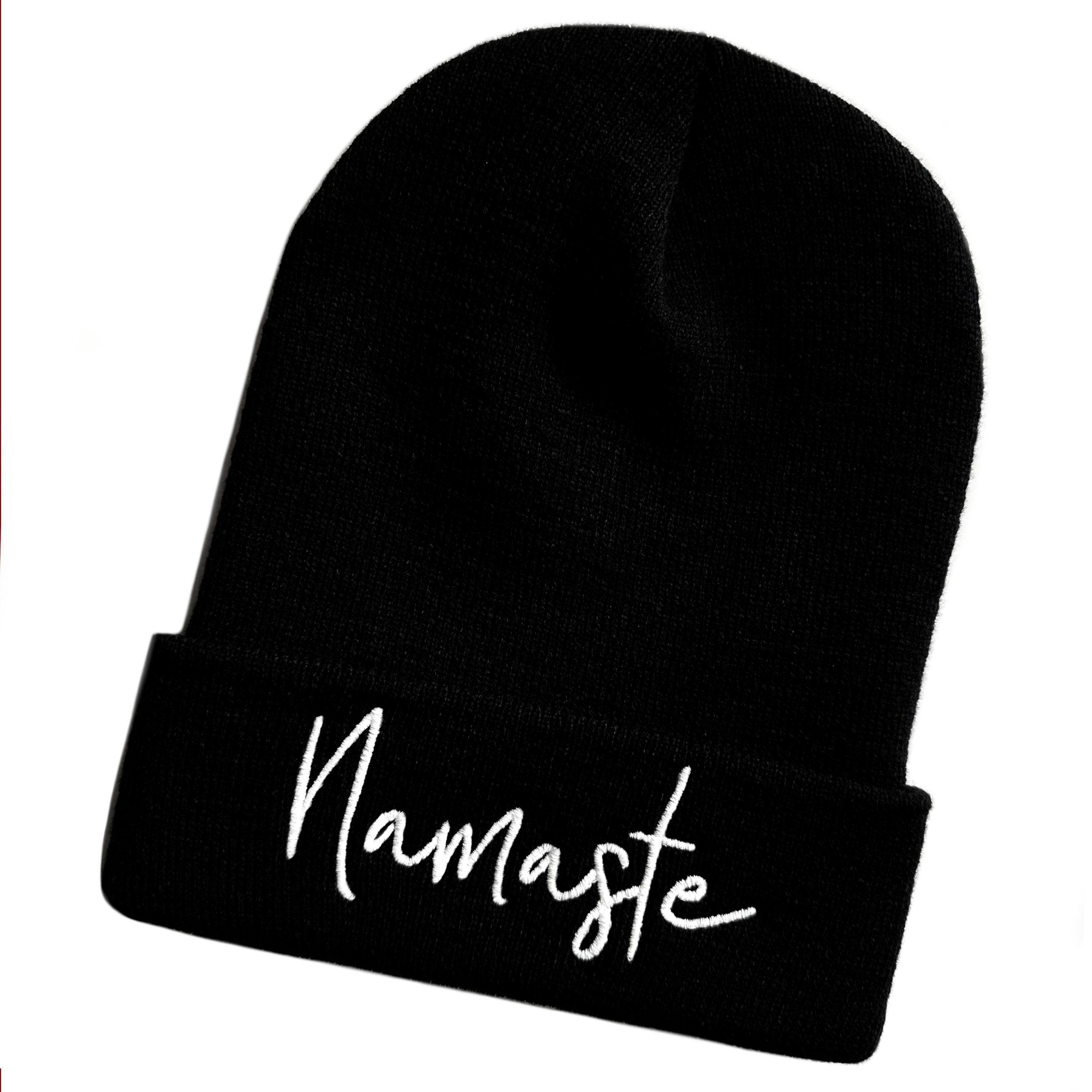 Schnoschi Strickmütze Wintermütze Namaste (Beanie Mütze) bestickt Yoga Streetwear Unisex mit breitem Umschlag