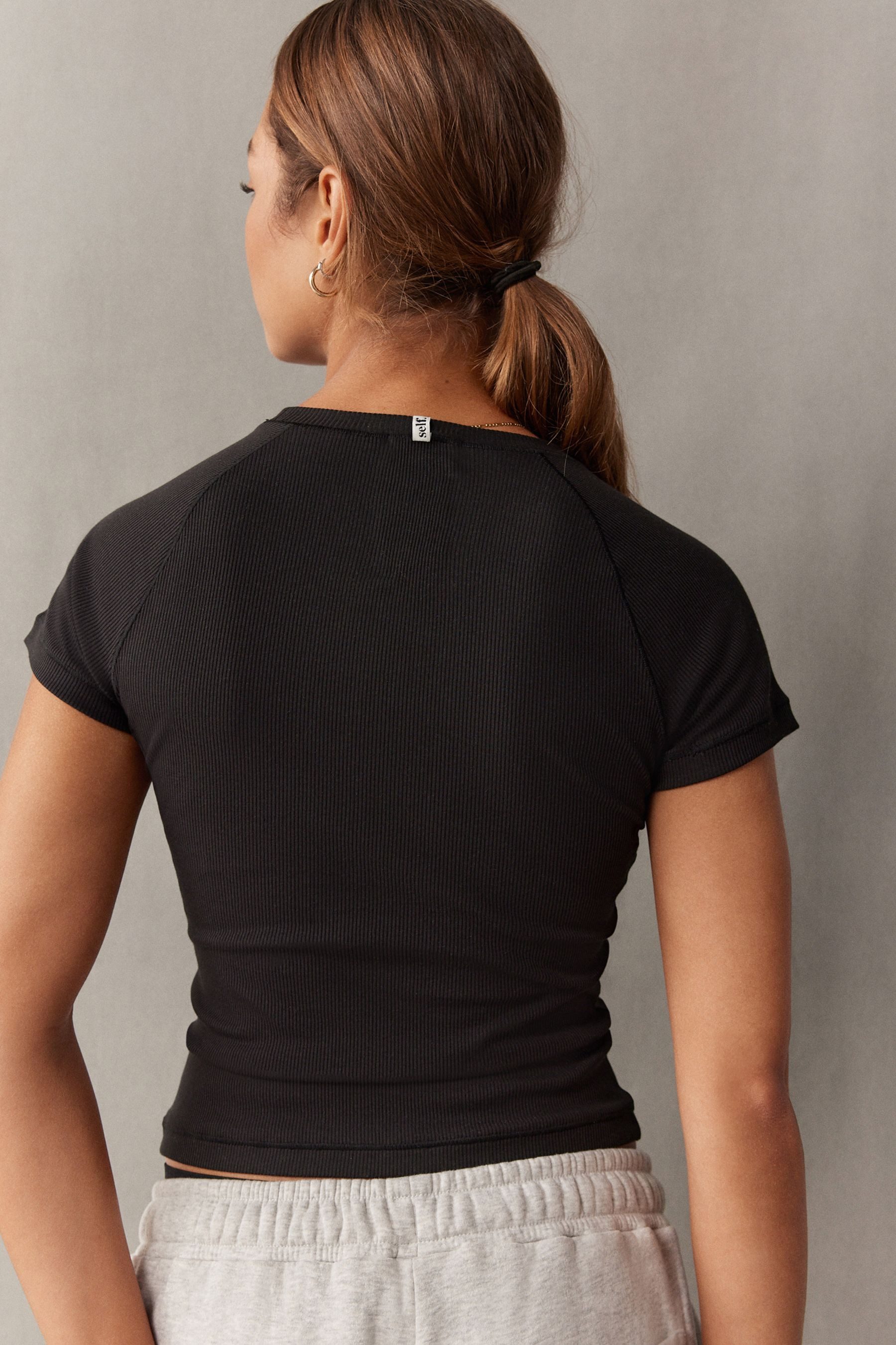 self T-Shirt Self. Enges, geripptes T-Shirt günstig online kaufen