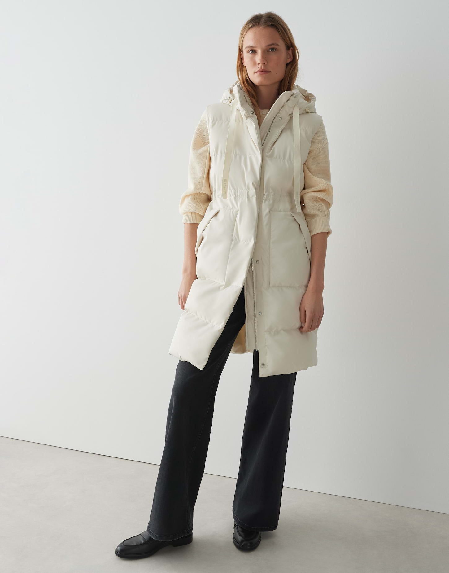 OPUS Steppweste WALMA mit Kapuze knielang, aufgesetzte Taschen vorne, verde günstig online kaufen