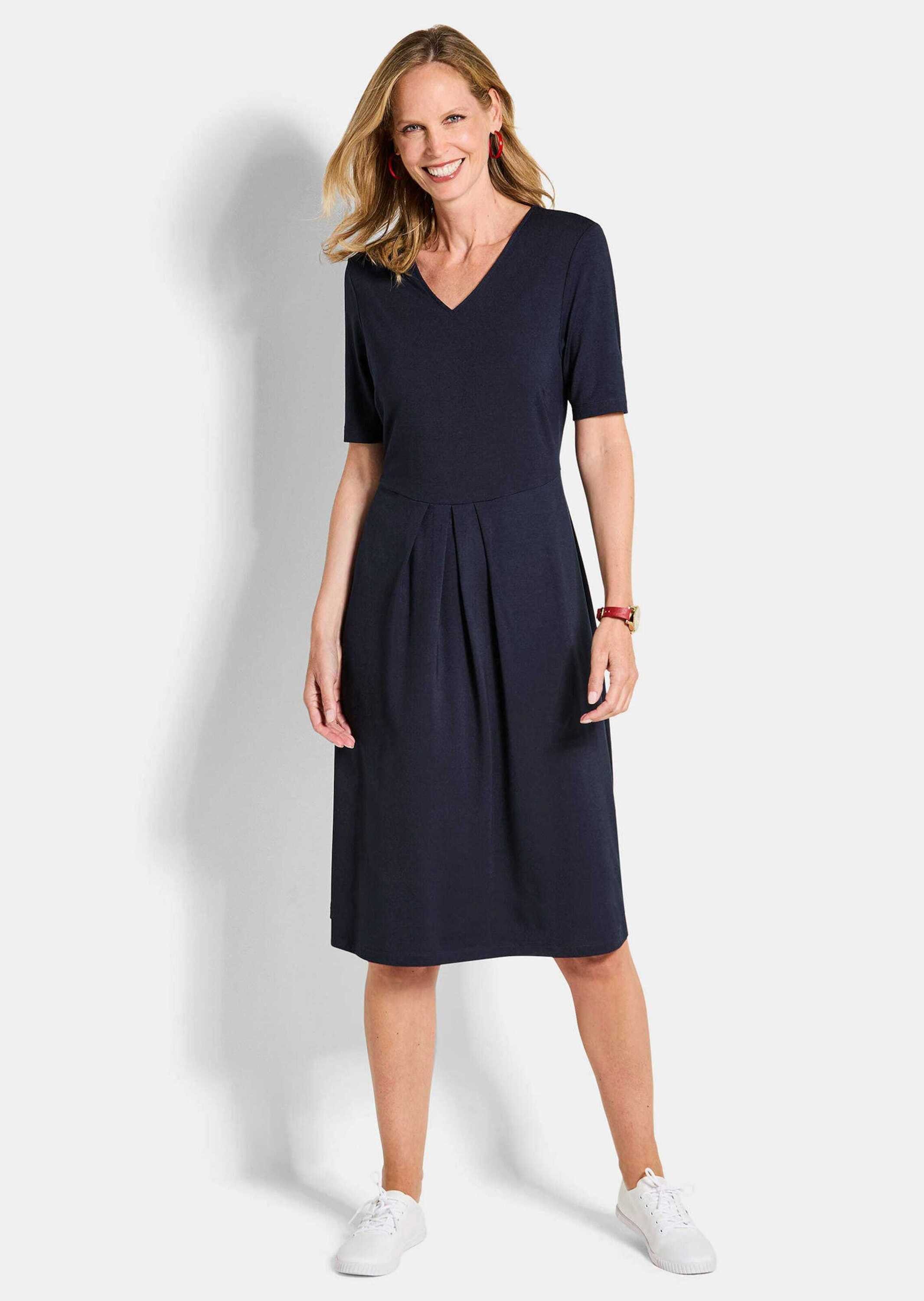 GOLDNER Jerseykleid Viskosekleid mit Kellerfalten Midikleid mit V-Ausschnitt, Taillennaht, Knielänge und Halbarm