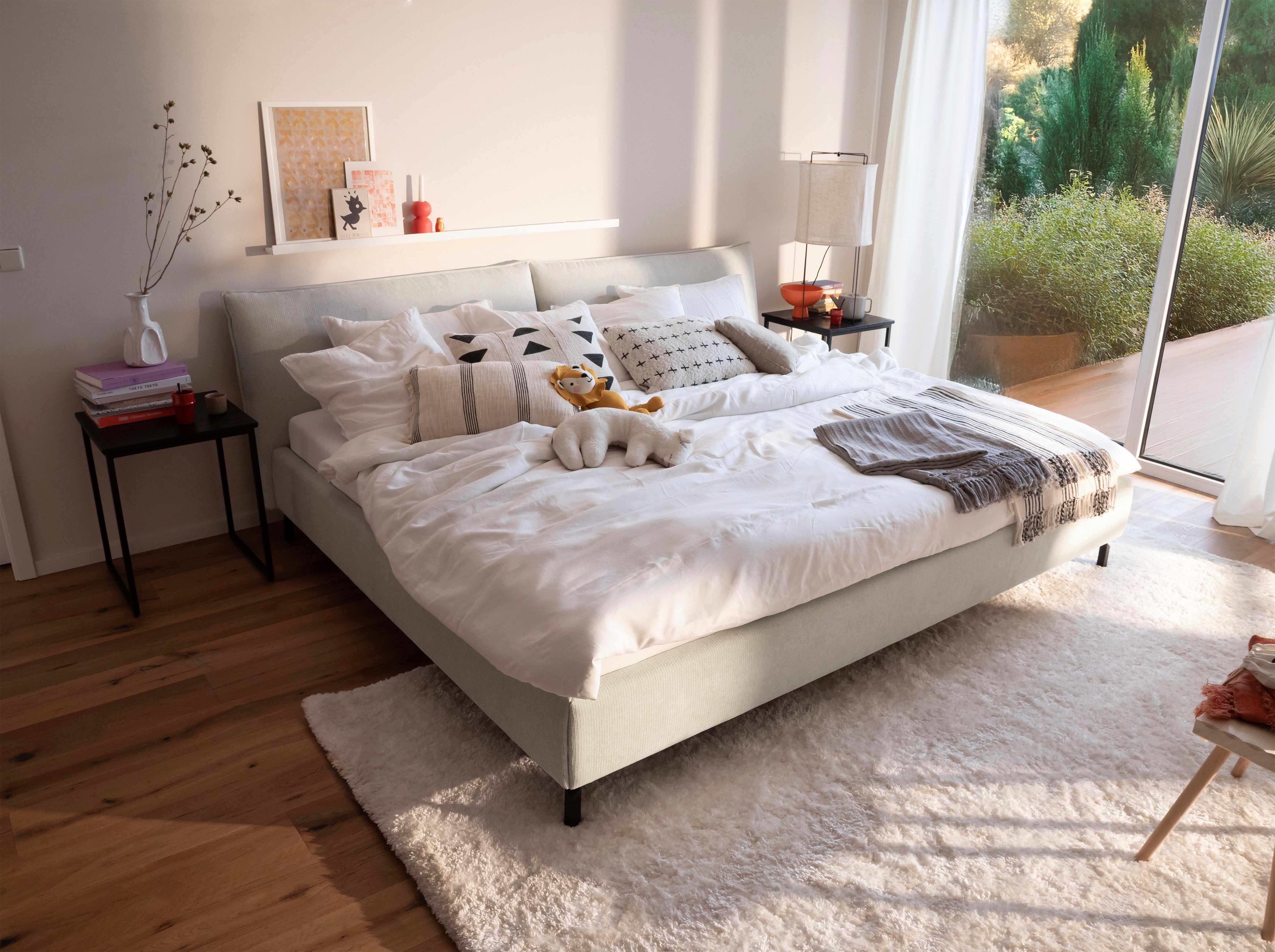 Home affaire Polsterbett Fionara, Familienbett, extrabreite Liegefläche 240cm, in 2 Längen, inkl. 7-fache Einlegetiefenverstellung & saugroboterfreundliche Höhe – Bild 2 von 5