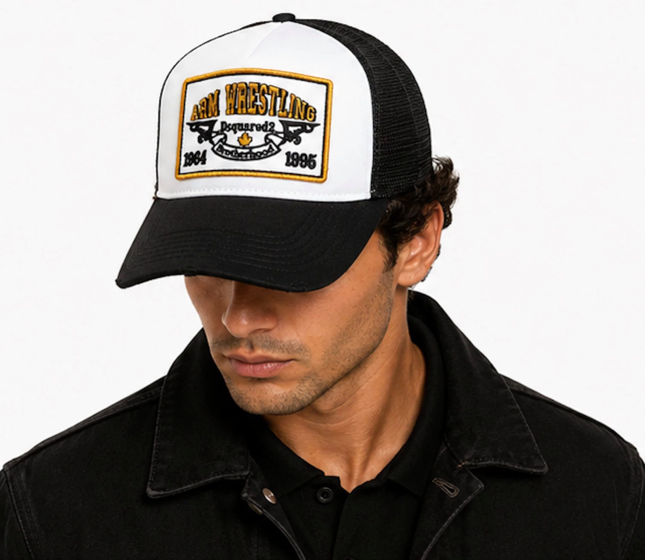 Dsquared2 Baseball Cap Trucker Cap ARM WRESTLING Basecap Basebalkappe Patch mit gold Rand und goldfarbener Stickerei