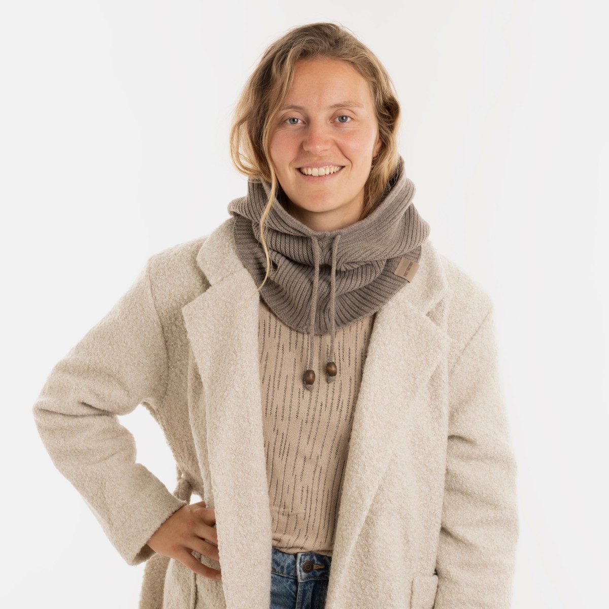 Knit Factory Strickschal Evy Kapuzenschal Marron One Size, (Set, 1-St. Spar-Set), Schal Damen Herren set loop tücher schals winter Strick Mode herbst – Bild 5 von 5