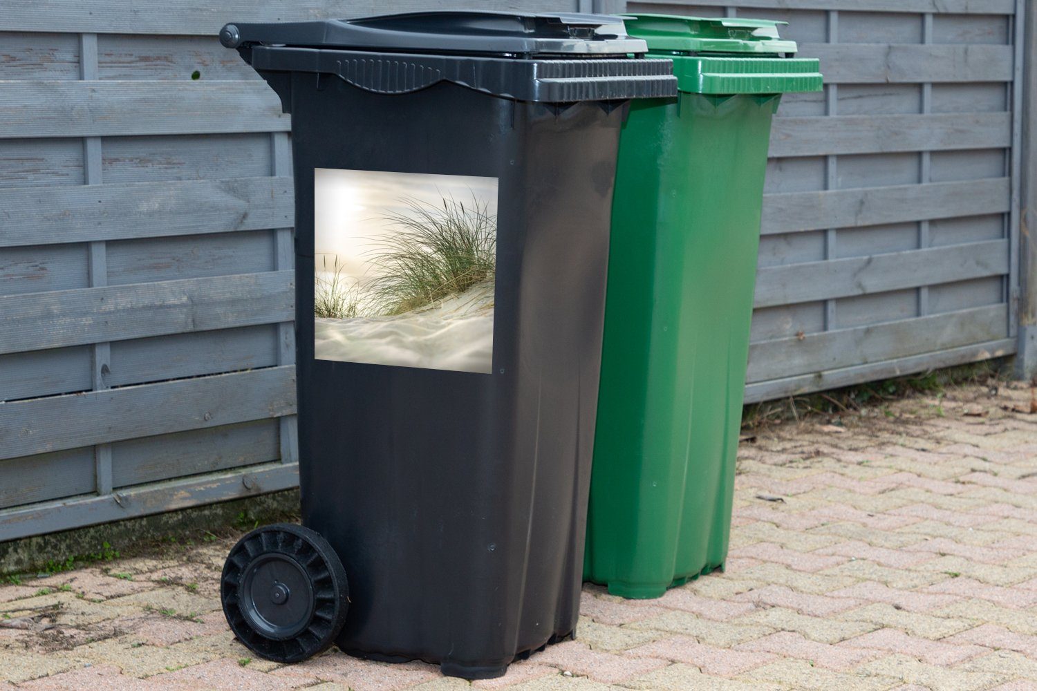 Abfalbehälter Wandsticker (1 Sonne Container, Mülltonne, Strandhafer der St), in Sticker, Nationalparks des mit MuchoWow Dünen Mülleimer-aufkleber,