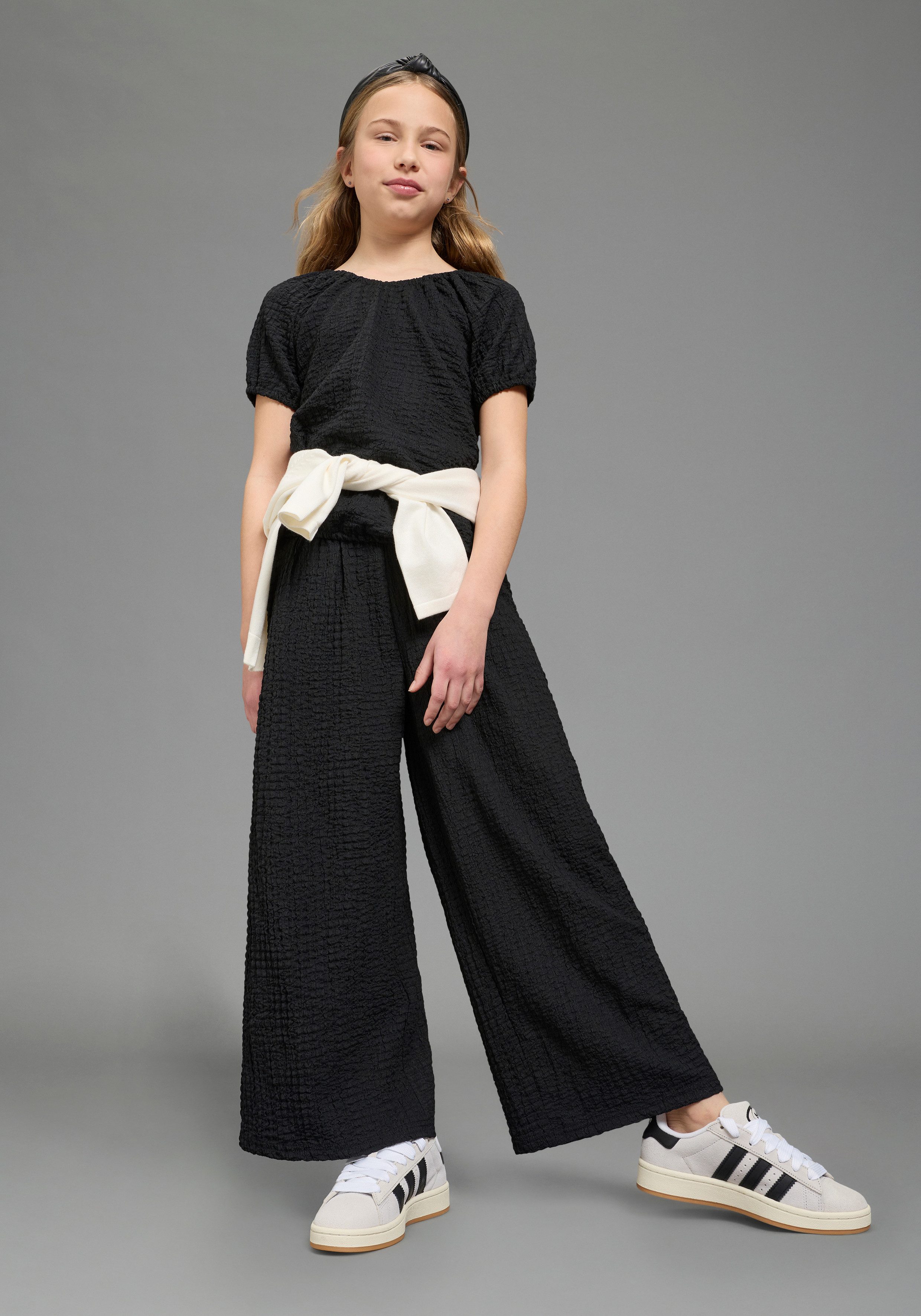 KIDSWORLD Shirt & Hose 2tlg Set: Carmenshirt+Hose (Set, 2) Ganzes Outfit: Shirt mit Raglanärmeln und Hose