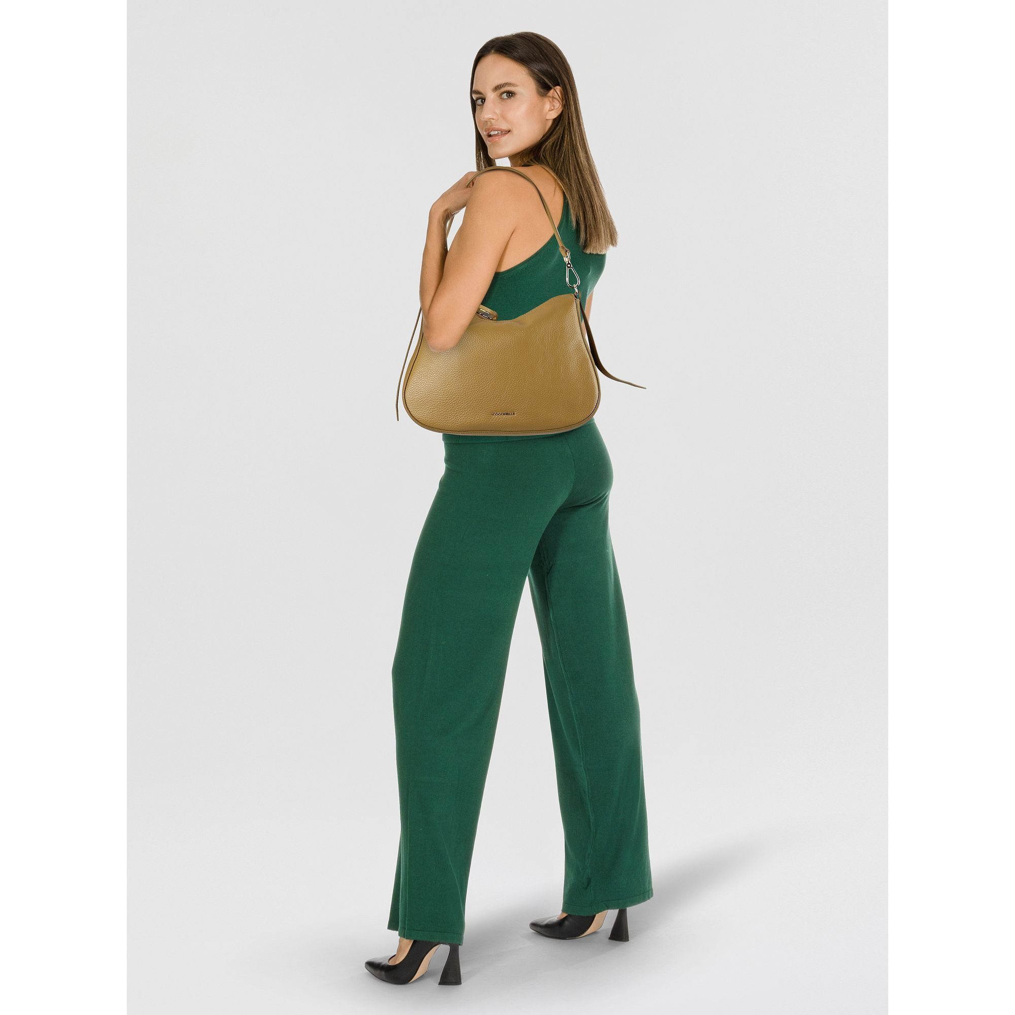 COCCINELLE Schultertasche Nory, Leder