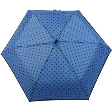 derby Taschenregenschirm ein kleiner, flacher Schirm für Damen, mit modischen Punkten, passt in jede Handtasche
