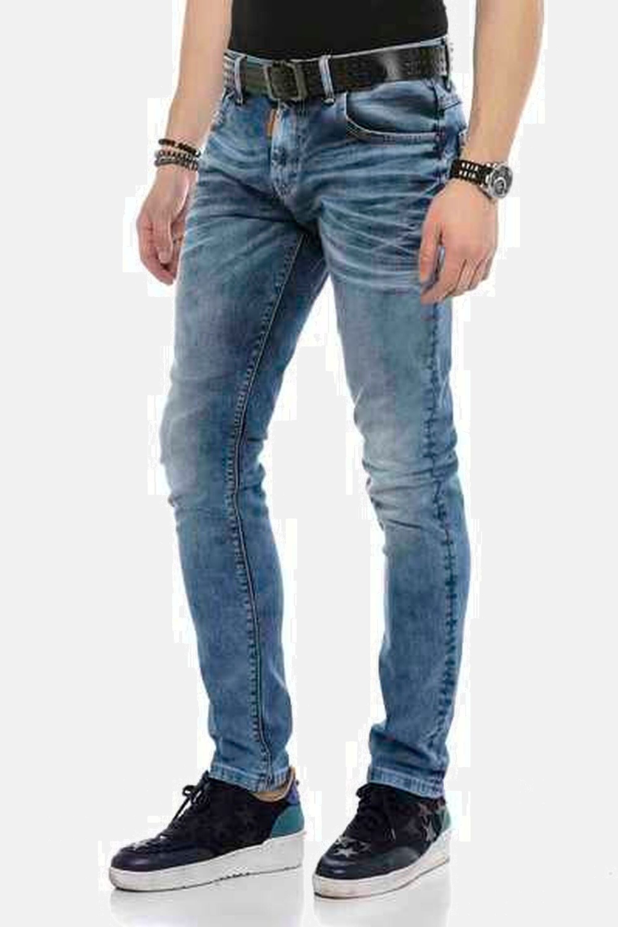 Cipo & Baxx Regular-fit-Jeans Jeans im trendigen Used-Look, CD621 günstig online kaufen