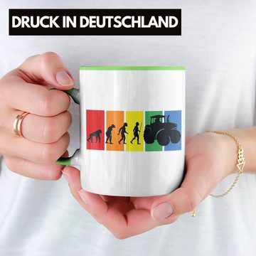 Trendation Tasse Lustige Traktor Tasse Geschenk für Bauer Landwirt Evolution Grafik