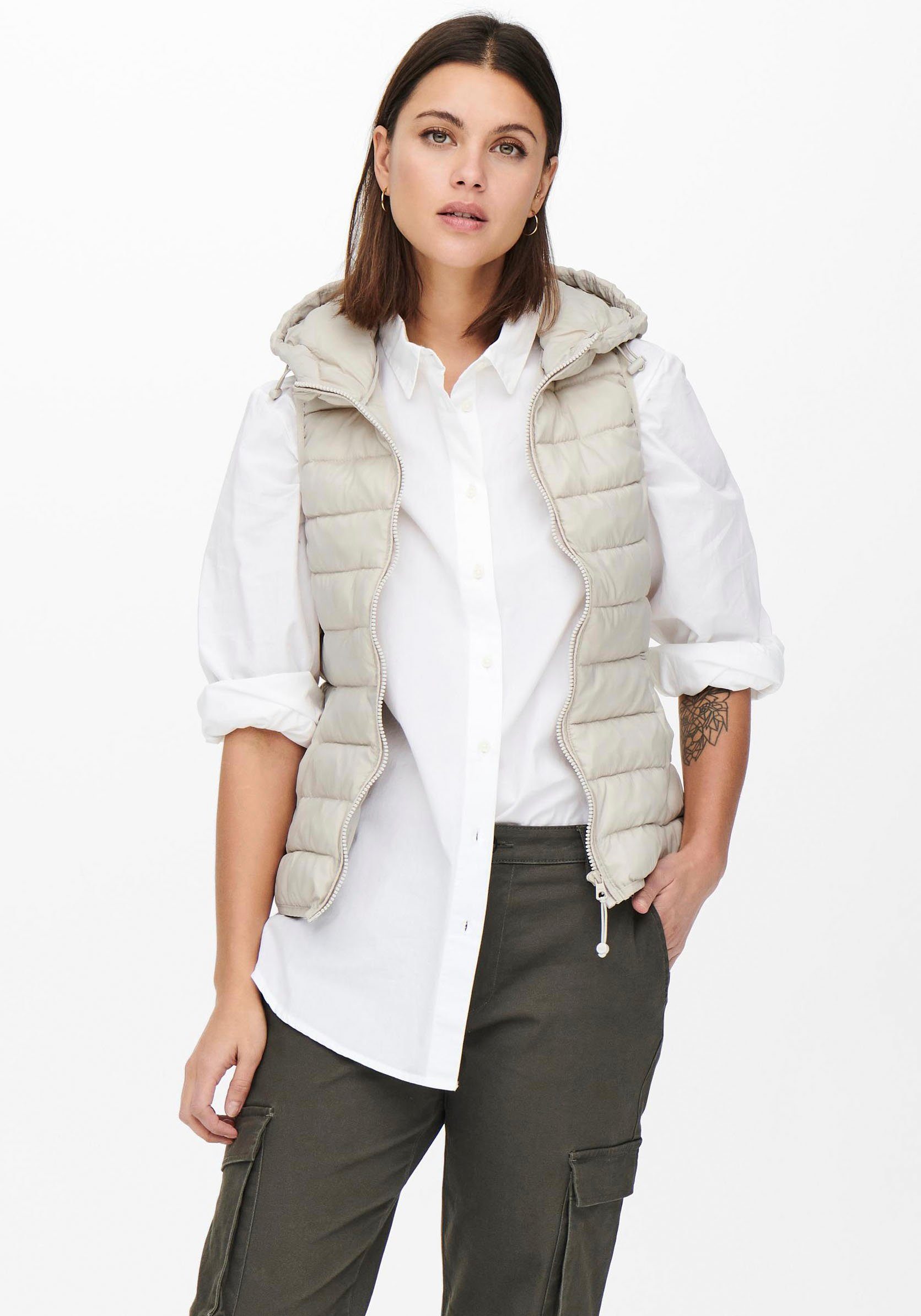 ONLY Steppweste ONLNEWTAHOE HOOD WAISTCOAT OTW NOOS Pumice Stone