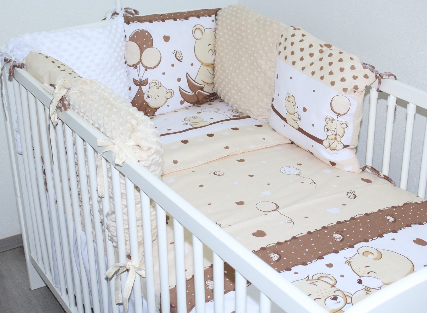 Bettnestchen Baby Nestchen - 6 Kissen - MINKY und Baumwolle -Umrandung für Babybett