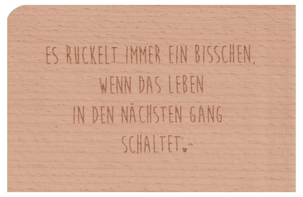 holzpost GmbH Postkarte Holzpostkarte "Es ruckelt immer ein bisschen, wenn das Leben ..."