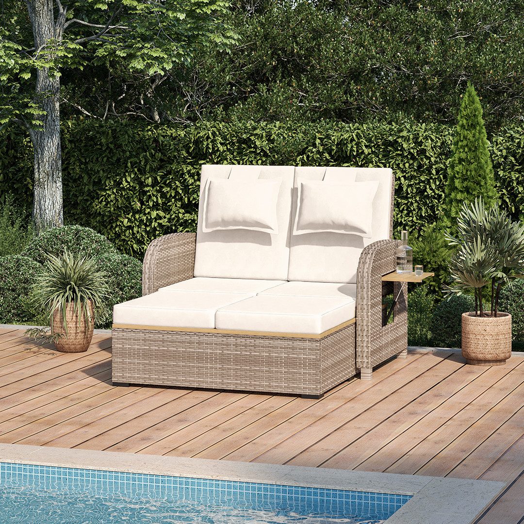 STEELSØN Gartenlounge-Set Caelum Gartensofa mit Liegefunktion, (beige, mit Kissen, wetterfest), Rattan Sonnenliege, herausziehbare Bank, ausklappbare Seiten-Tabletts