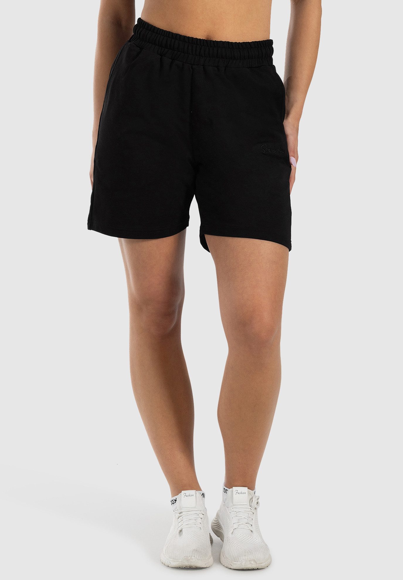 Smilodox Shorts Nurya, Bequeme Freizeithose, weiches Material, seitliche Ta günstig online kaufen