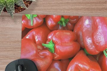 MuchoWow Gaming Mauspad Ein glänzender Haufen roter Paprika (1-St), Mousepad mit Rutschfester Unterseite, Gaming, 40x40 cm, XXL, Großes