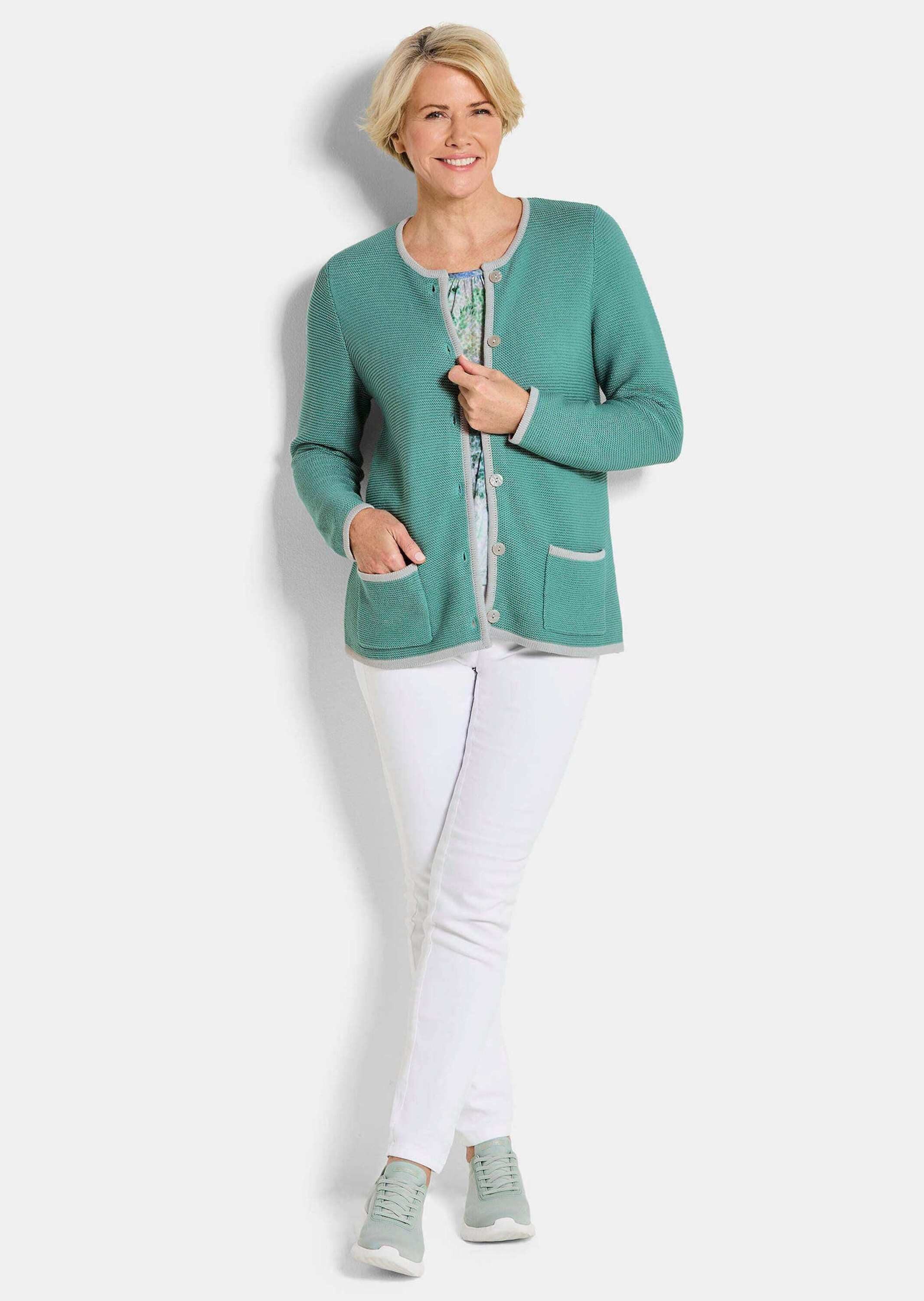GOLDNER Strickjacke Elegante Strickjacke mit Taschen Strukturjacke mit Rundhals, Knopfleiste, Taschen und Langarm