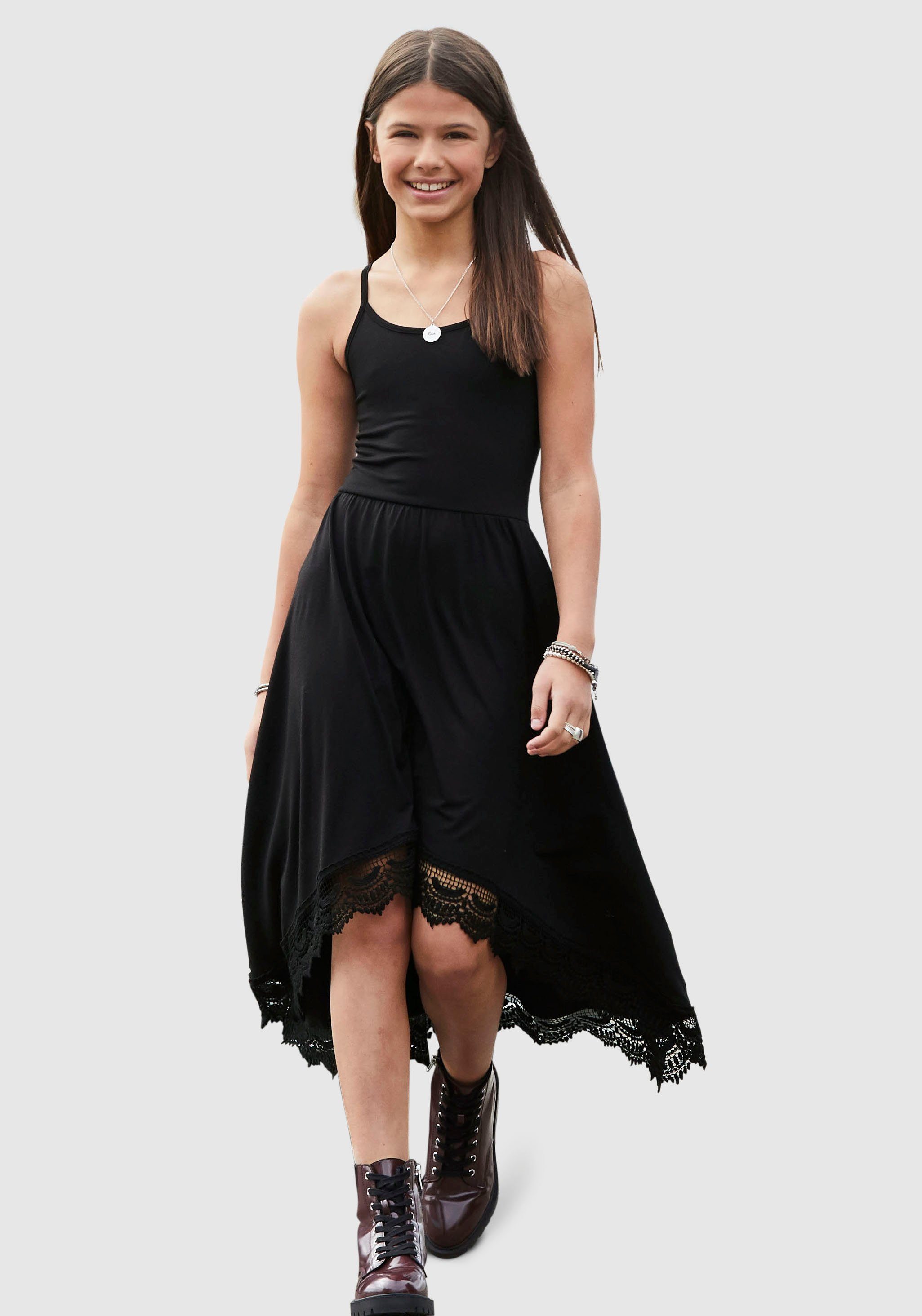 KIDSWORLD Jerseykleid - Spaghettikleide aus Viskose luftiges Jerseykleid, knieumspielende Länge