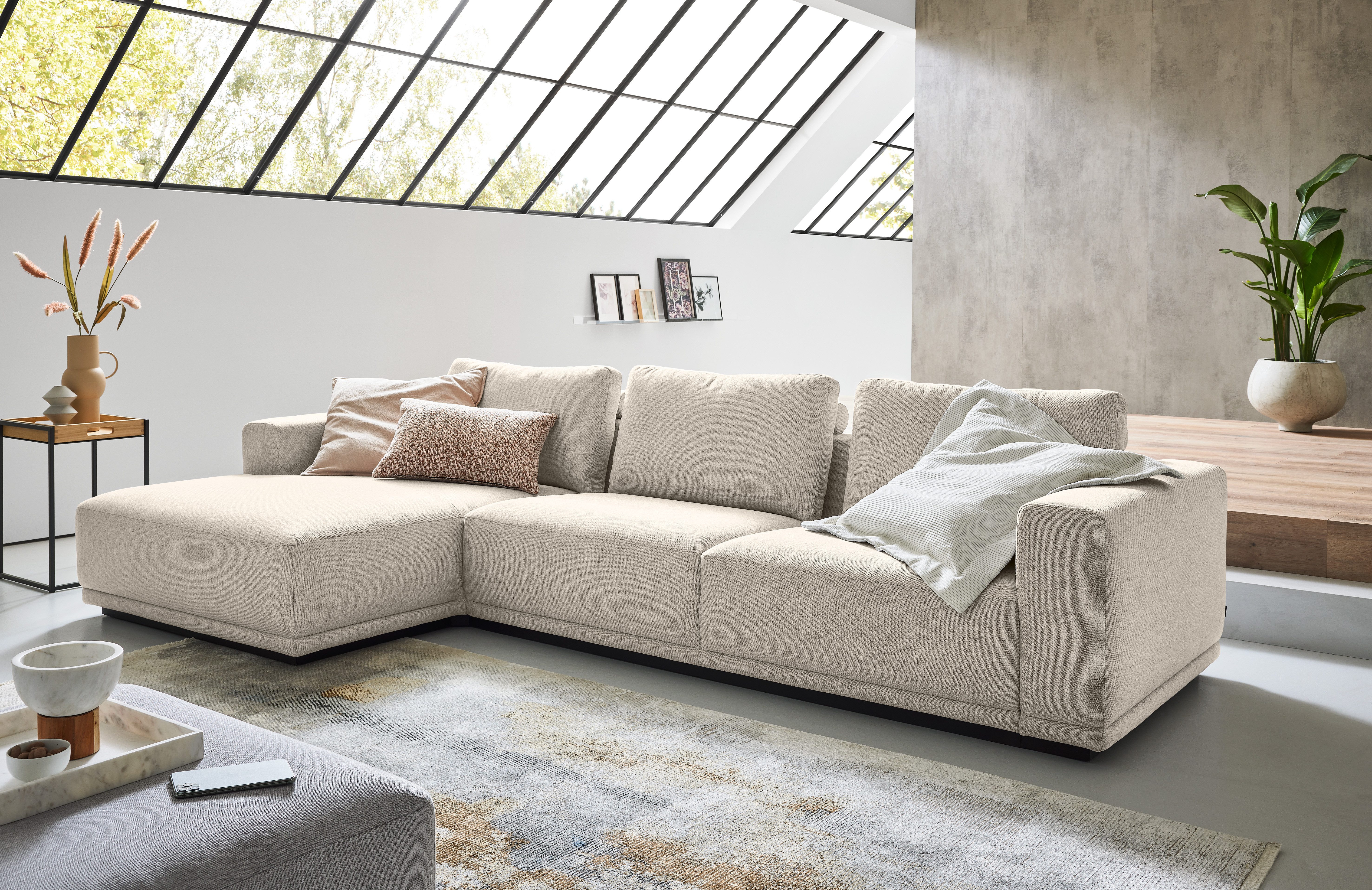 Musterring Ecksofa JustB! PM200, Holzrahmen in schwarz, wahlw. Sitzvorzug, Breite 316cm, Anreihsofa rechts & Longchair links, mit elektrischem Sitzvorzug