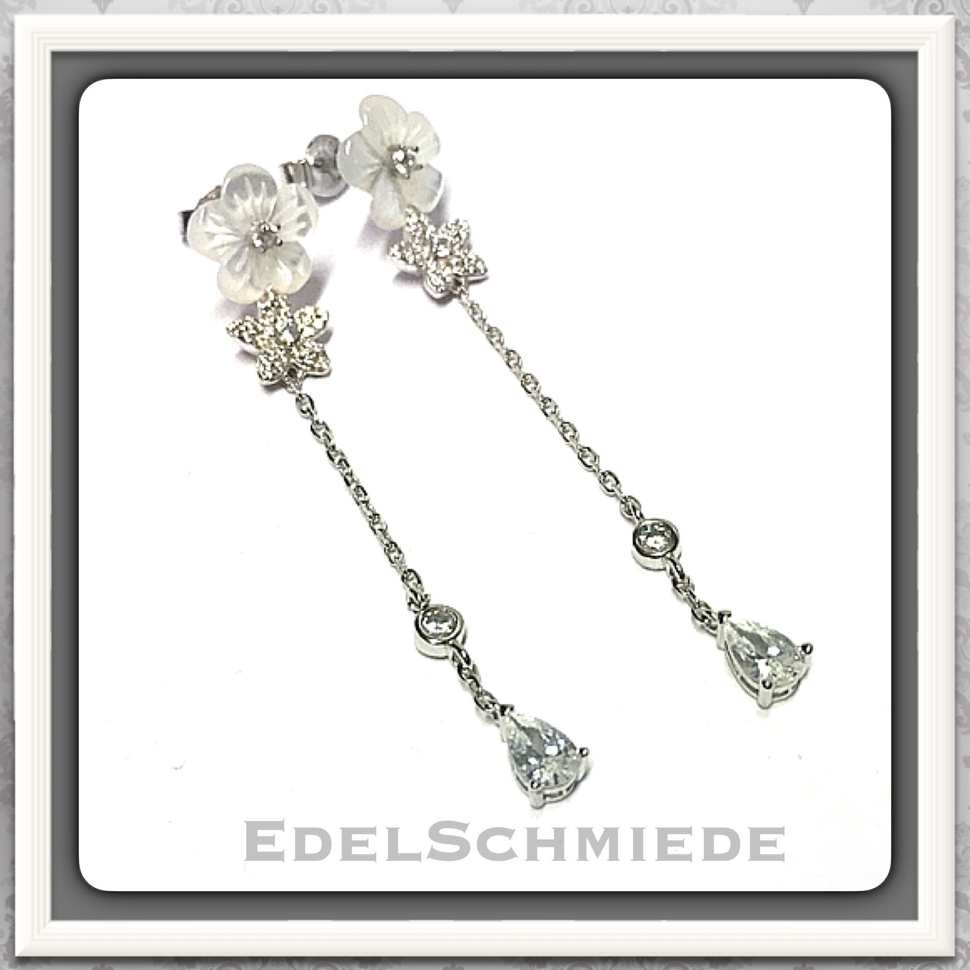 Paar Ohrhänger lange Ohrhänger in 925 Silber mit Perlmuttblüte