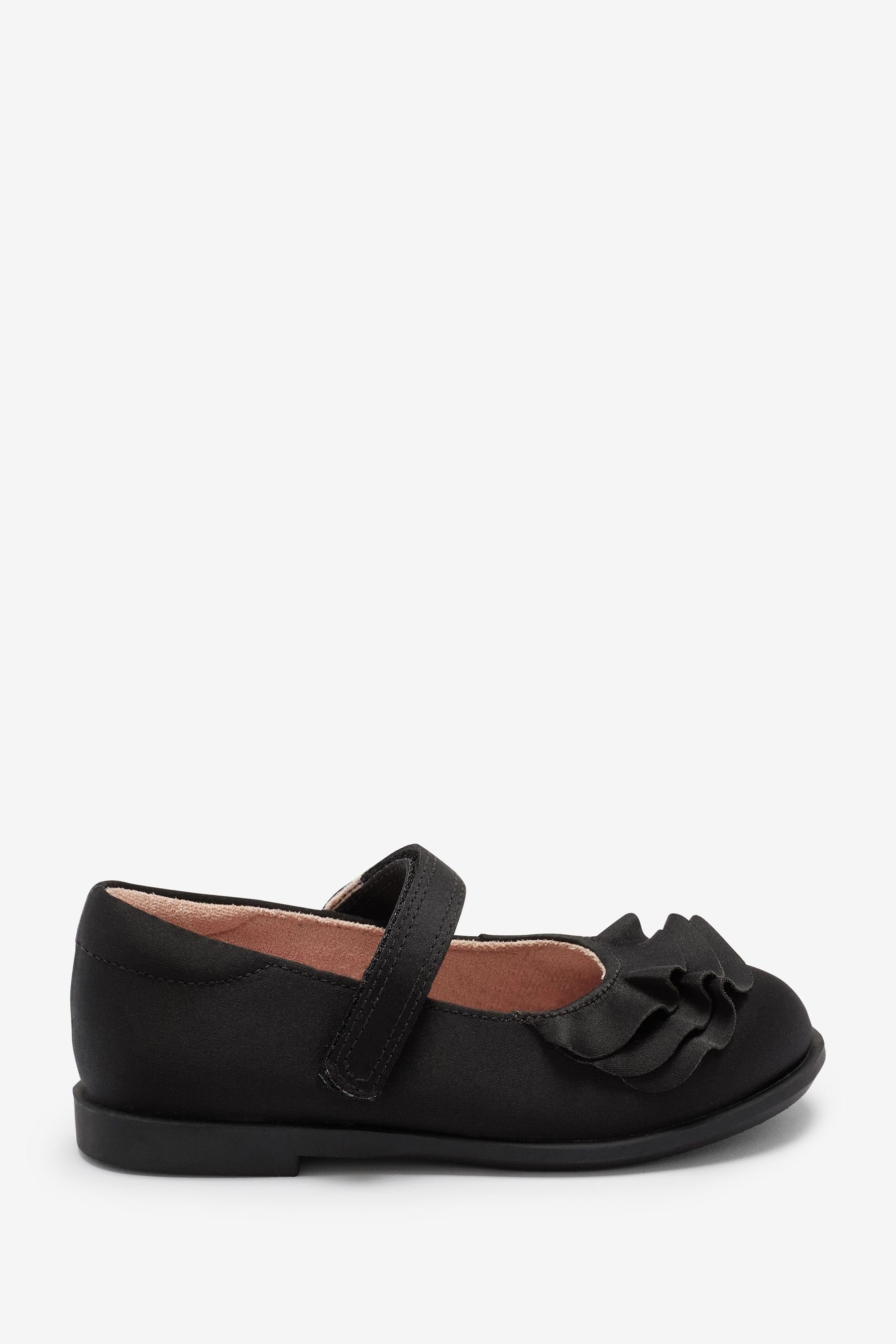 Next Mary-Jane-Schuh mit Rüschen T-Strap-Sandale (1-tlg) Black