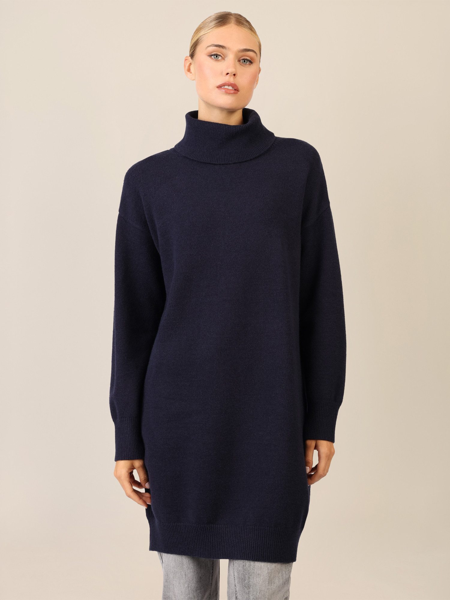 Apart Strickkleid mit überschnittene Schultern günstig online kaufen