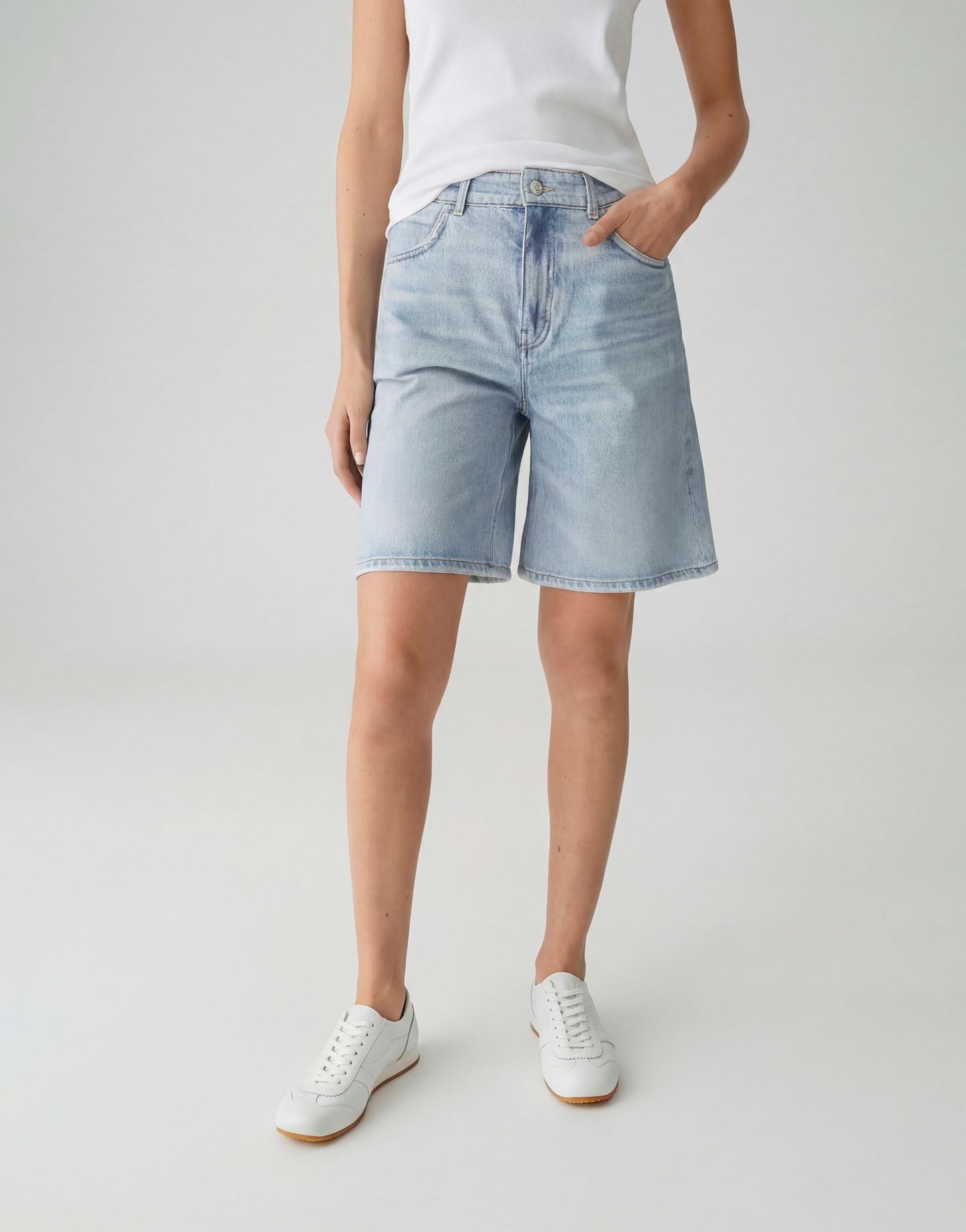 OPUS PANTS Sweatshorts CYDRA CRUISE in authentischem Denim Look Bequemer Tragekomfort mit authentischer Optik