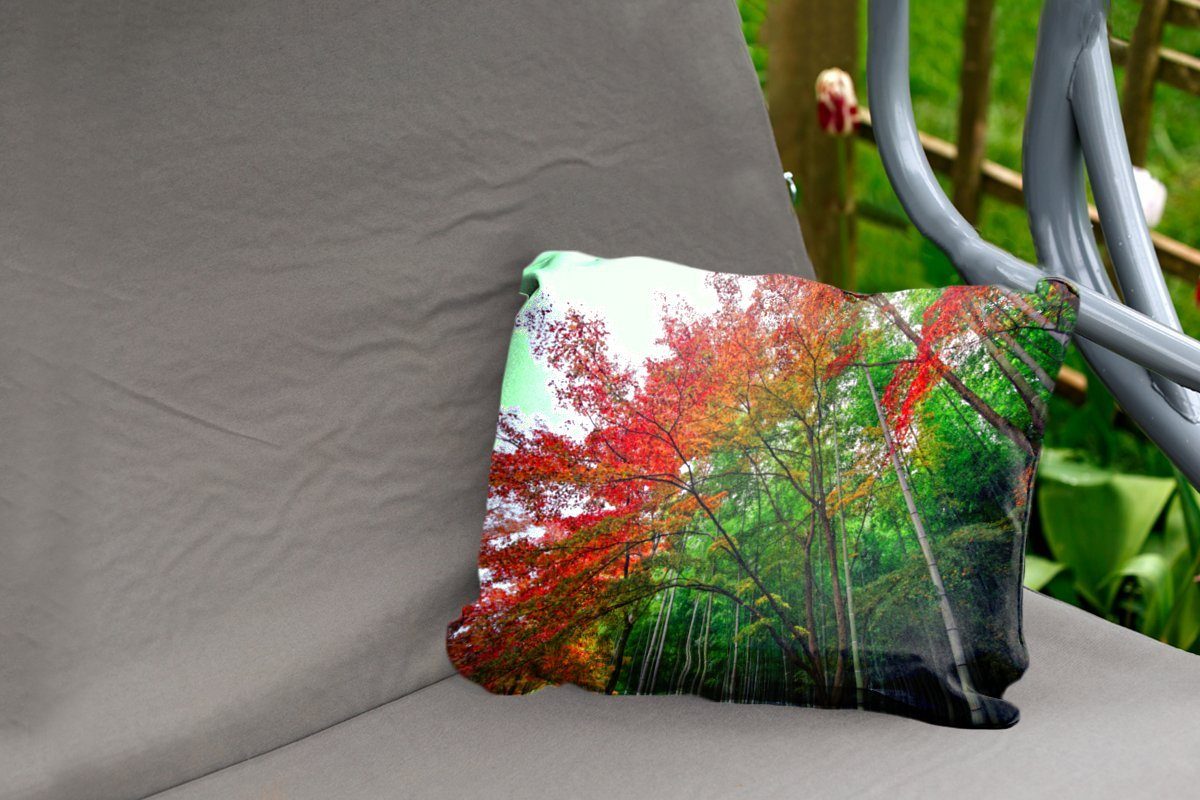 Polyester, Japan, MuchoWow Kissenhülle Viele Farben Arashiyama Outdoor-Dekorationskissen, im Bambuswald Dekokissenbezug, von Dekokissen