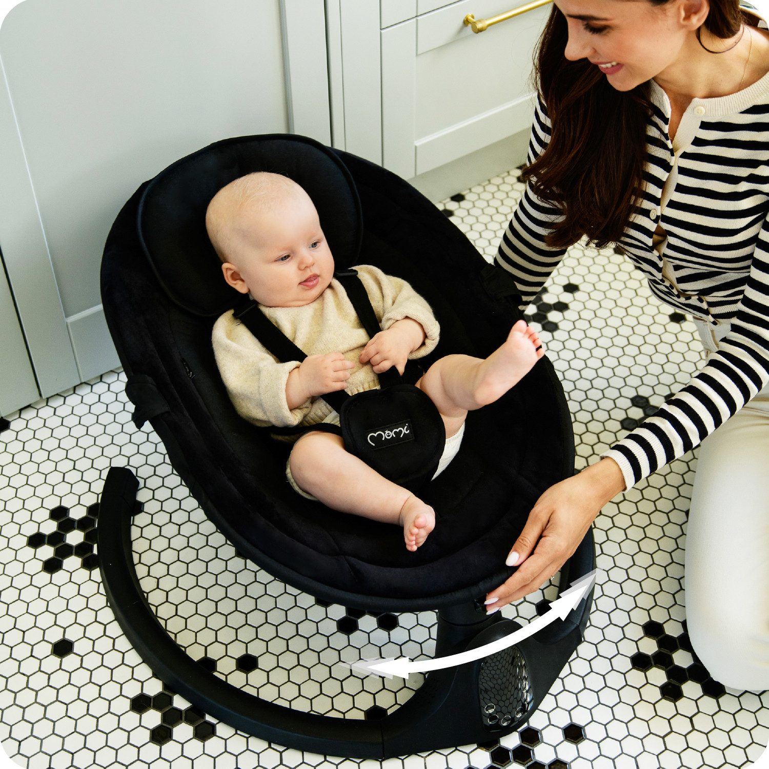 MoMi Babywippe Kenani, Elektrische Babywippe mit Bluetooth und Fernbedienung