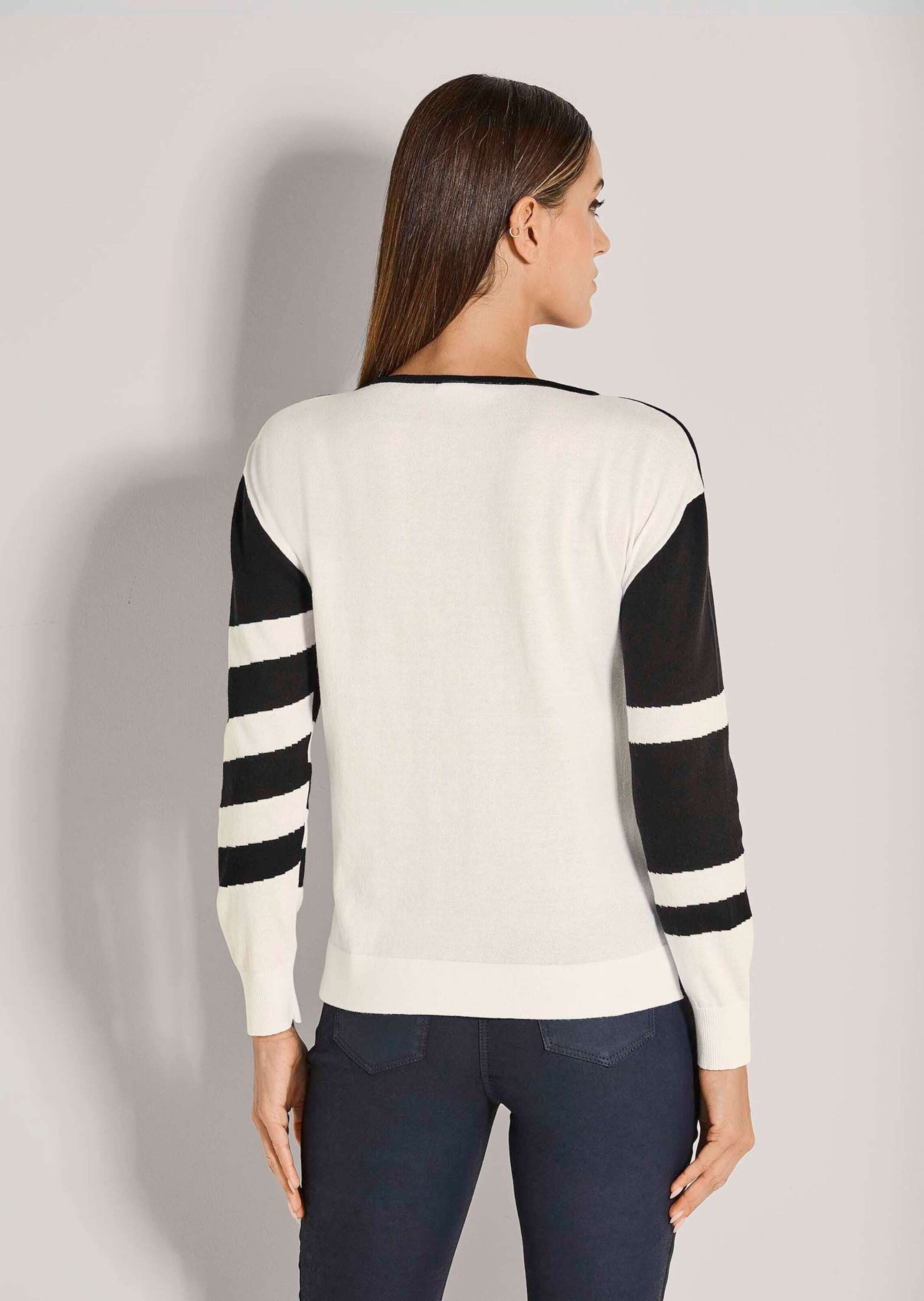 MADELEINE Strickpullover Sommer-Pullover mit Intarsien-Design Gestreiftes Muster und klassischer Rundhalsausschnitt als Eyecatcher