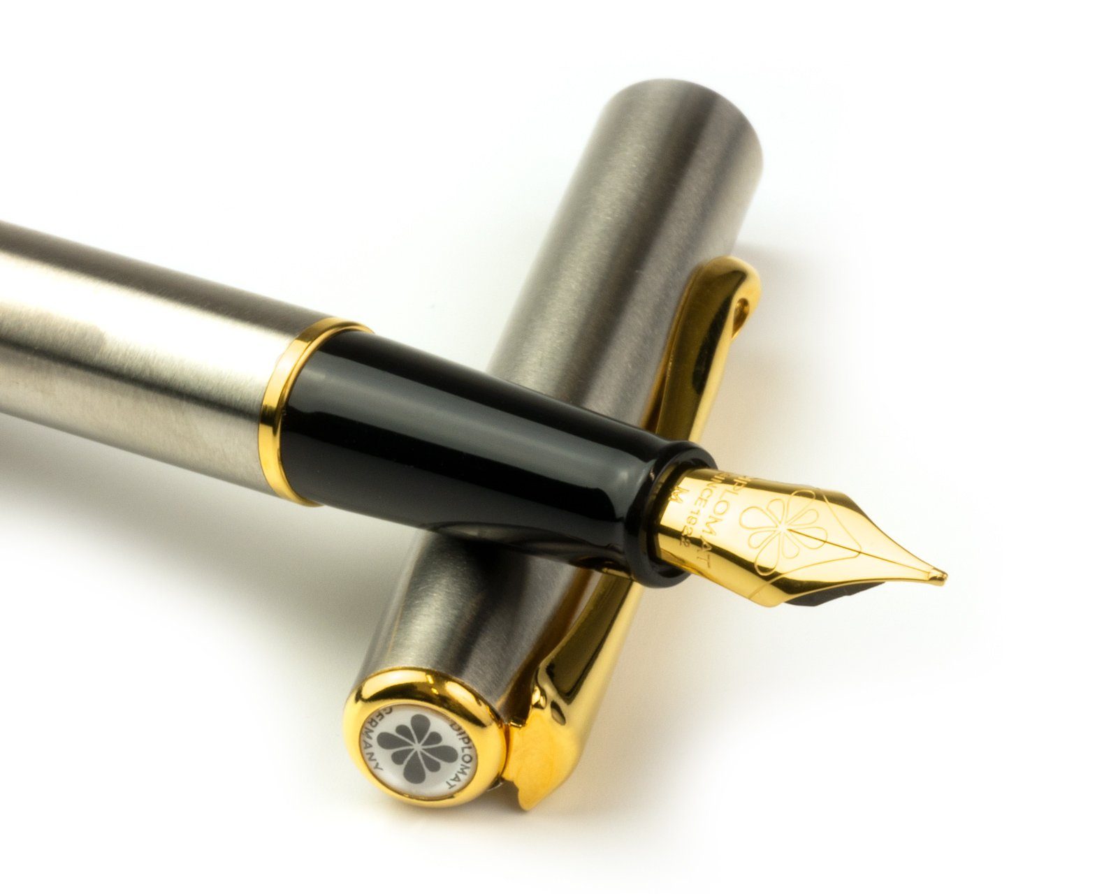 DIPLOMAT Füllhalter Füllhalter Traveller Edelstahl vergoldet, Stärke M