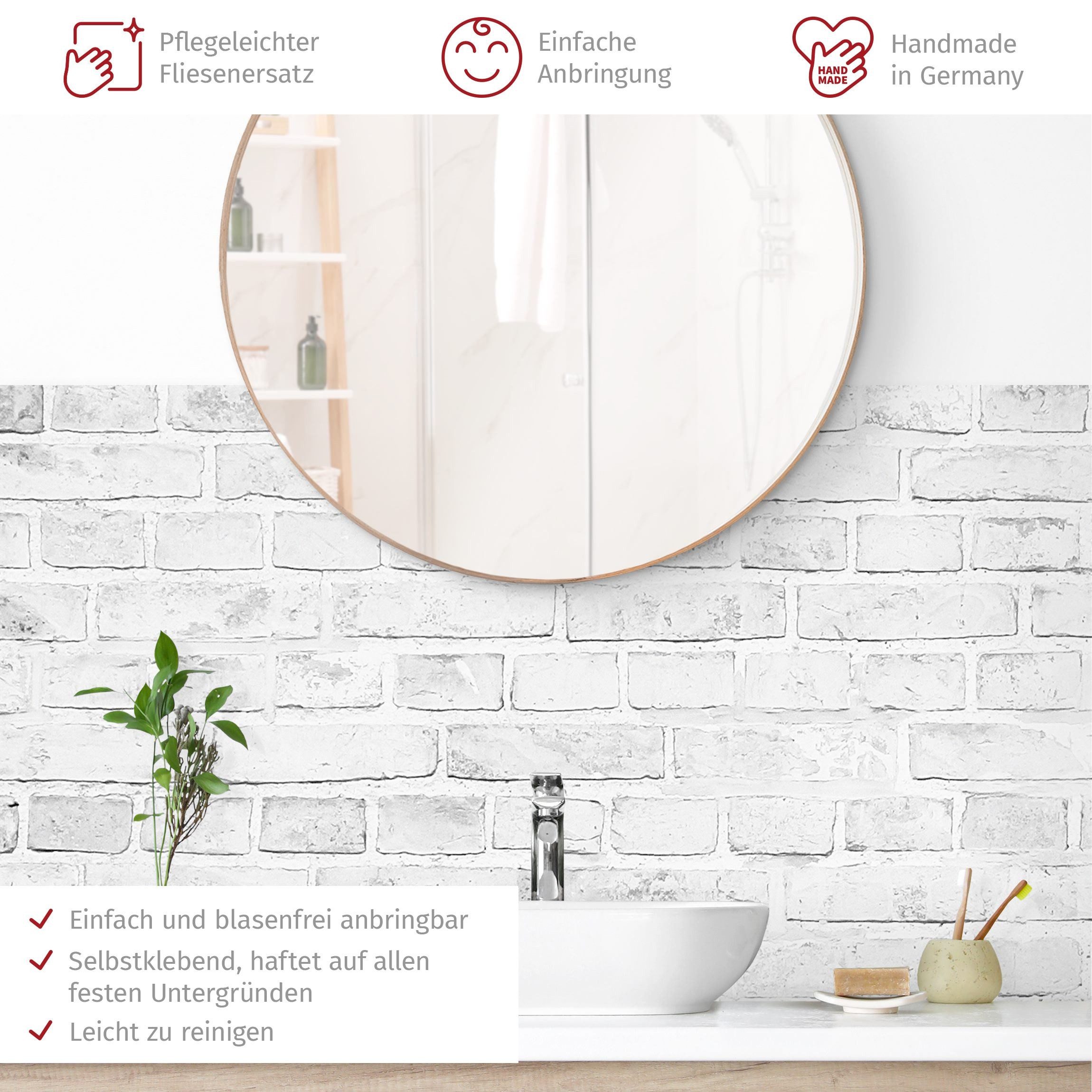 Bilderdepot24 Badrückwand weiss fugenlose Wandverkleidung Bad Shabby, (Hartfolie matt » Selbstklebend SMART 0,35 mm), wasserfestes Wandpaneel Weiße Backstein Mauer