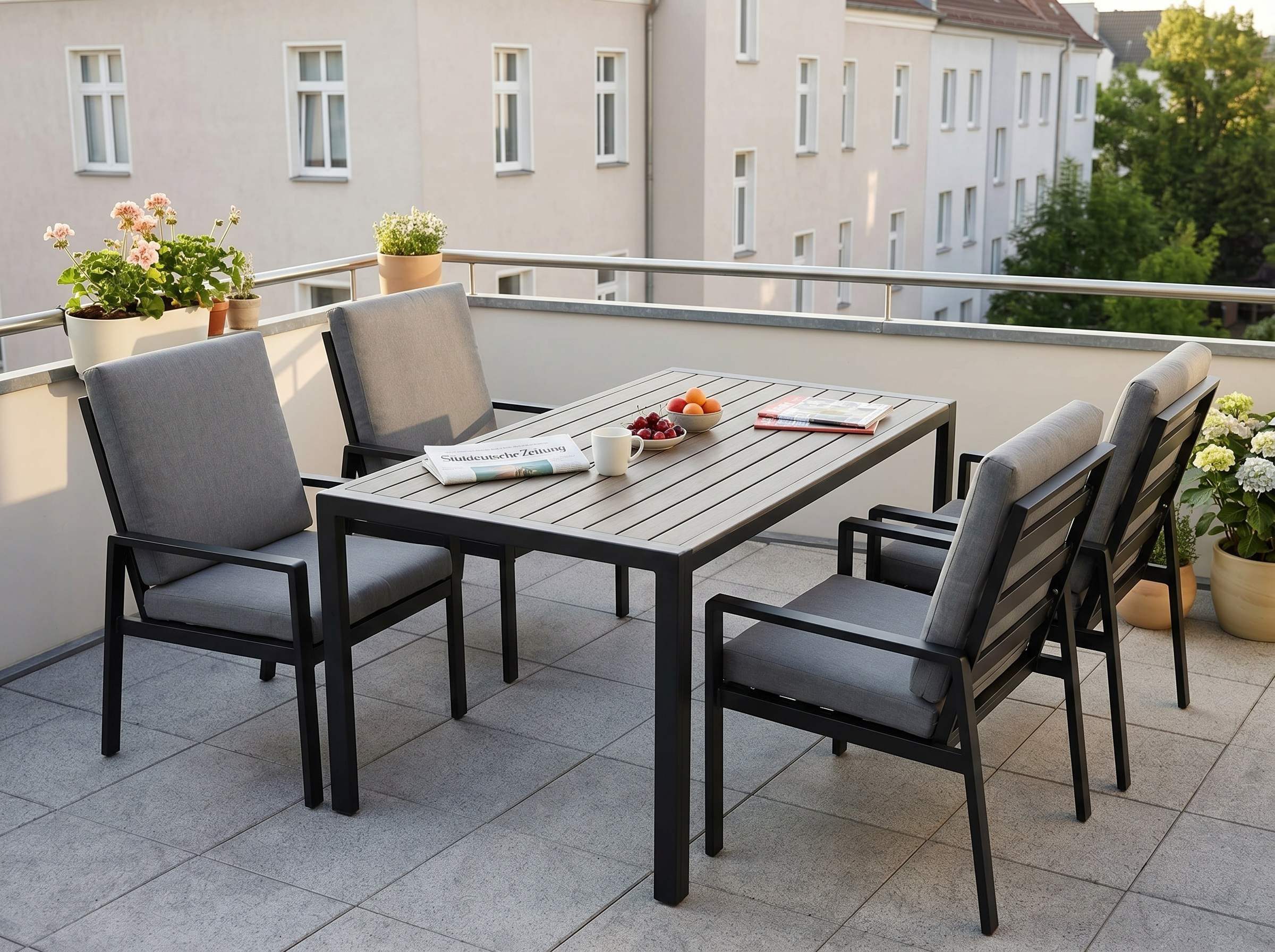 MeXo Gartenlounge-Set Gartenmöbel Set aus Aluminium mit Esstisch, (wetterfest, hoher Sitzkomfort, 5-tlg., bis 140 kg belastbar), mit pflegeleichte Polywood-Tischplatte, geeignet für 4 Personen