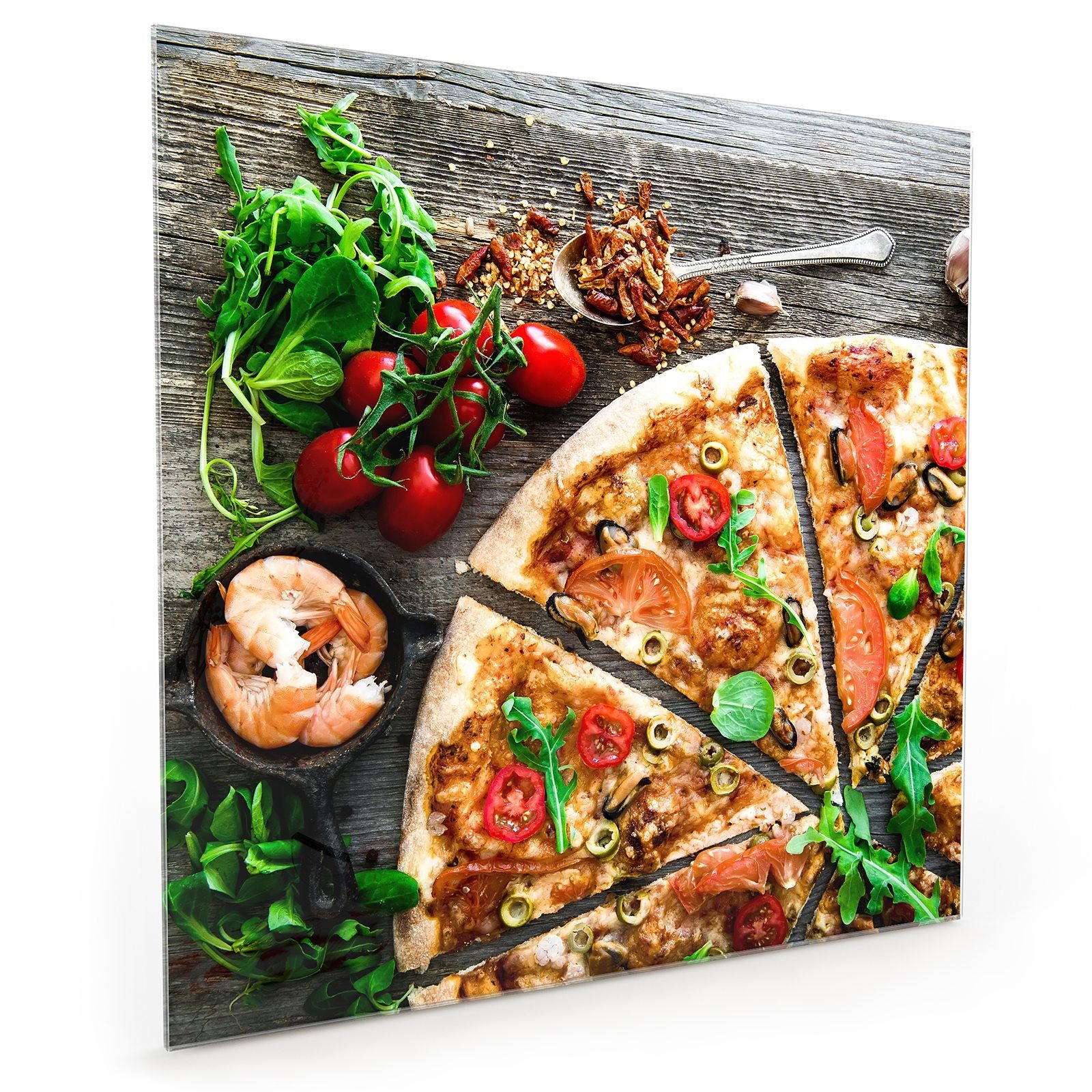 Primedeco Küchenrückwand Küchenrückwand Spritzschutz Glas mit Motiv Salami Pizza angeschnitten
