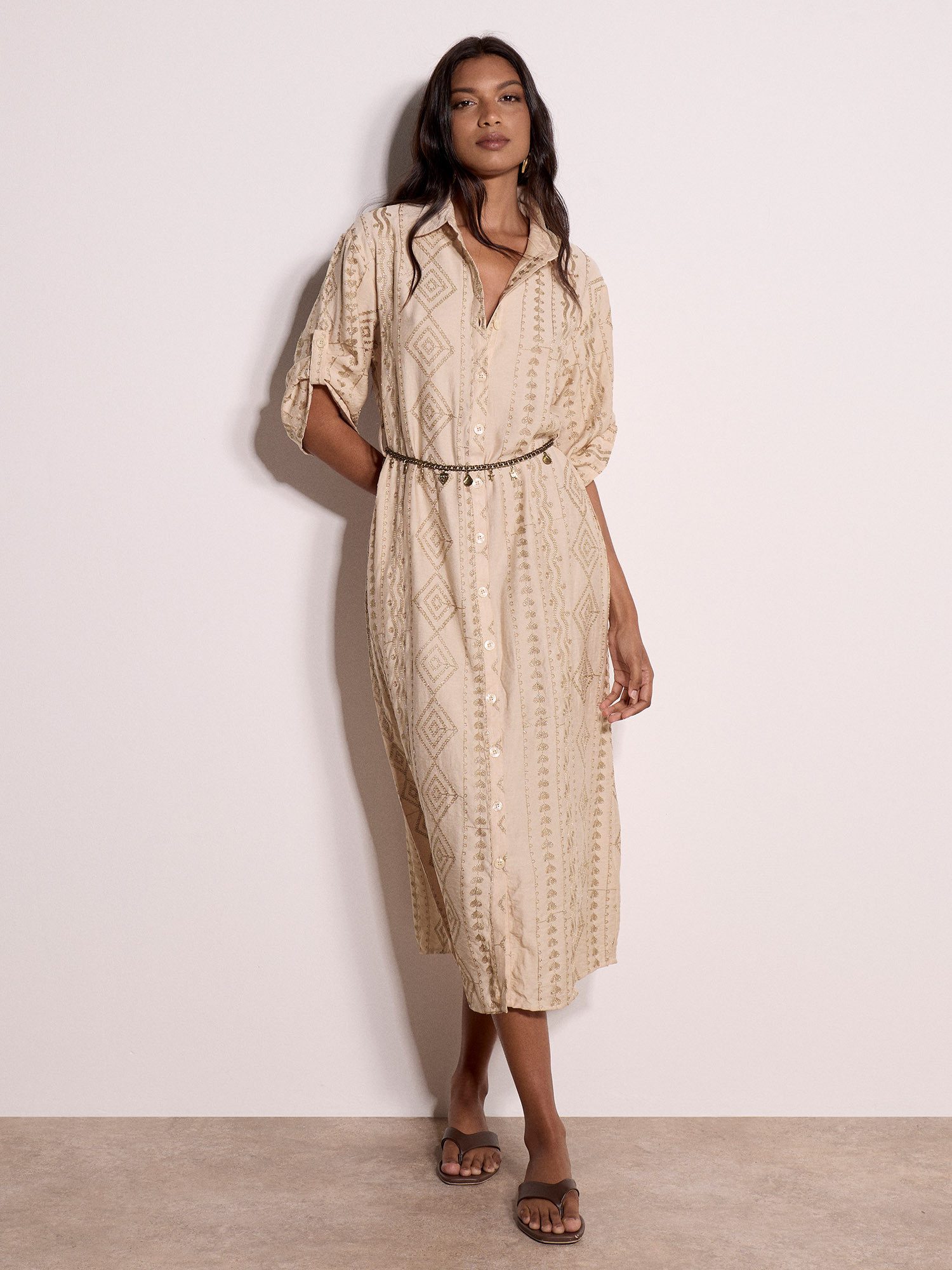 Apricot Hemdblusenkleid Geometrisches, schimmerndes, besticktes Midikleid (Stoffgürtel) Gürtel im Lieferumfang enthalten