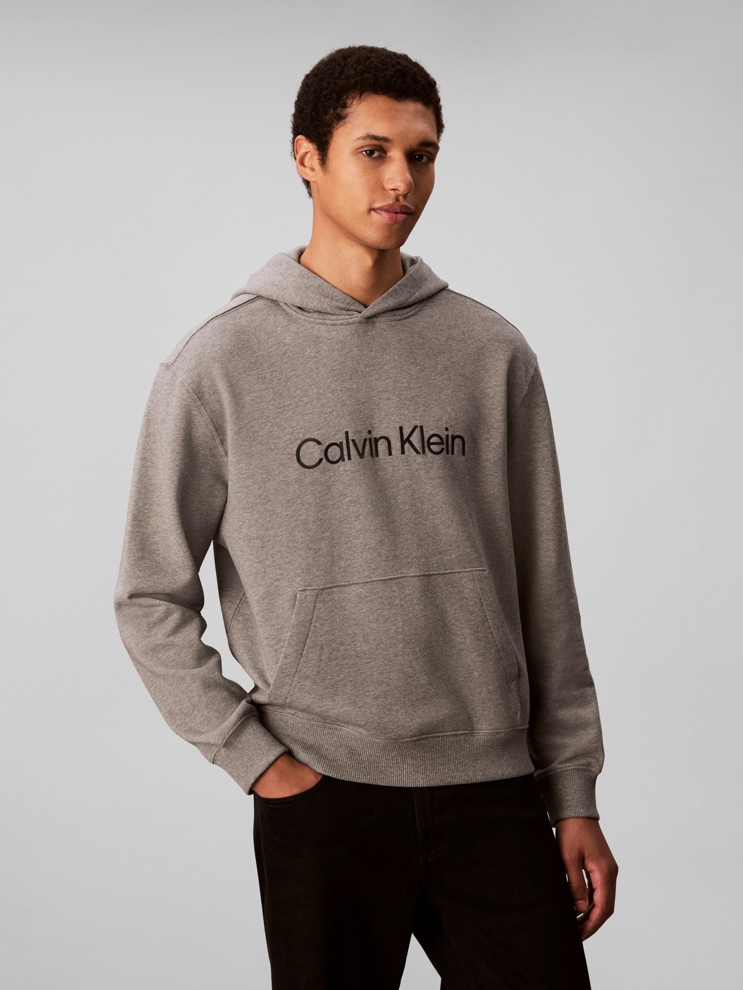 Calvin Klein Kapuzensweatshirt LS EU STANDARD LOGO 350TERRY PO Mit Rundhals günstig online kaufen