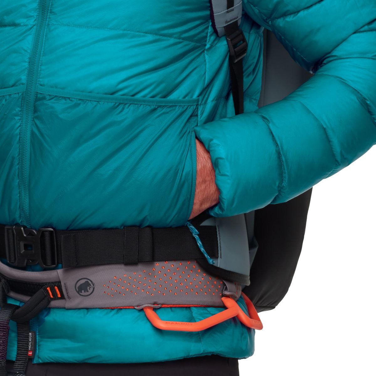 Mammut Skijacke Broad Peak Pro IN Hooded Jacket Men Ideal für kalte alpine Abenteuer, bietet sie exzellente Wärmeleistung