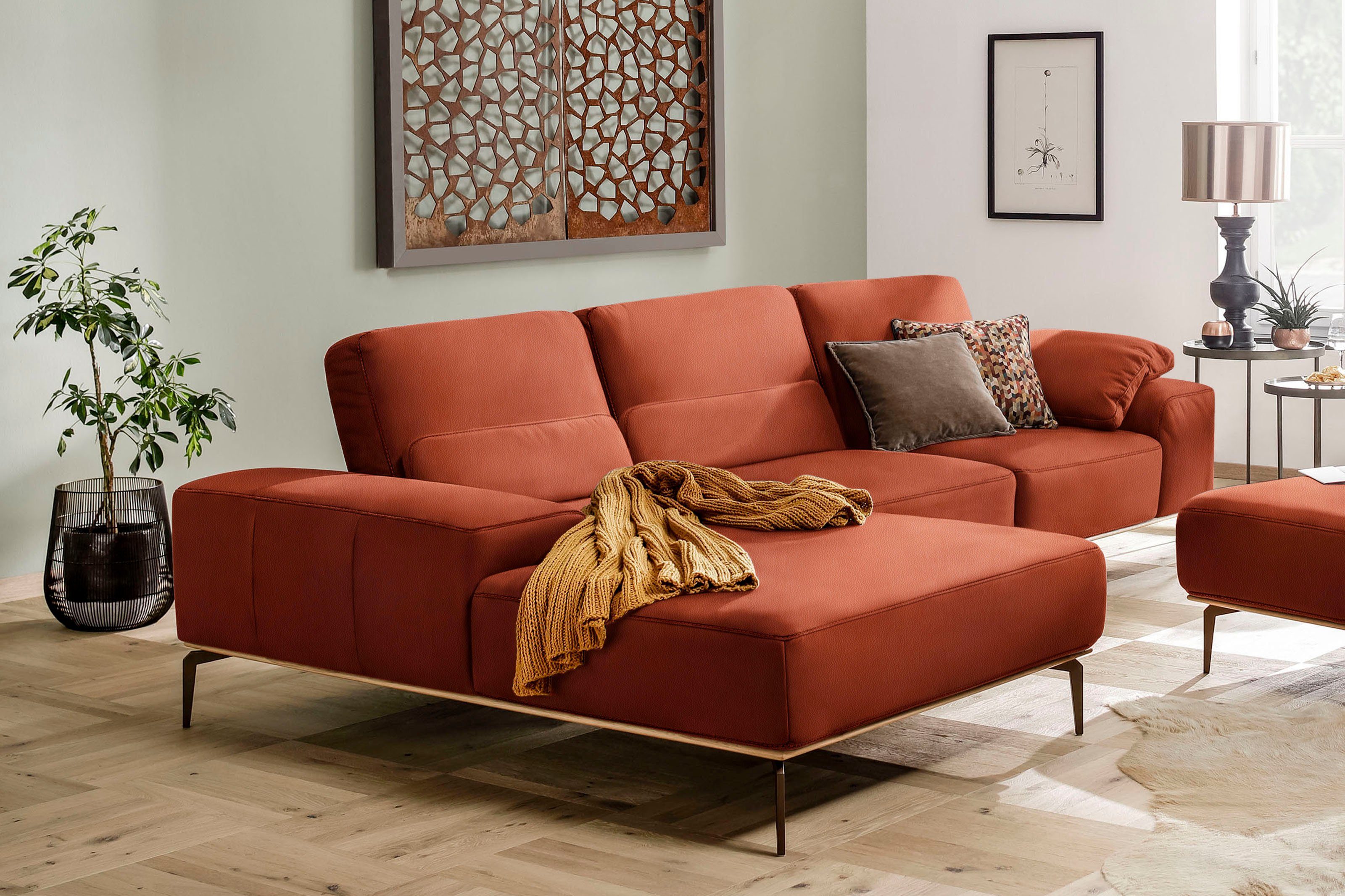 W.SCHILLIG Ecksofa run, mit Holzsockel, Füße in Bronze pulverbeschichtet, Breite 319 cm | Ecksofas