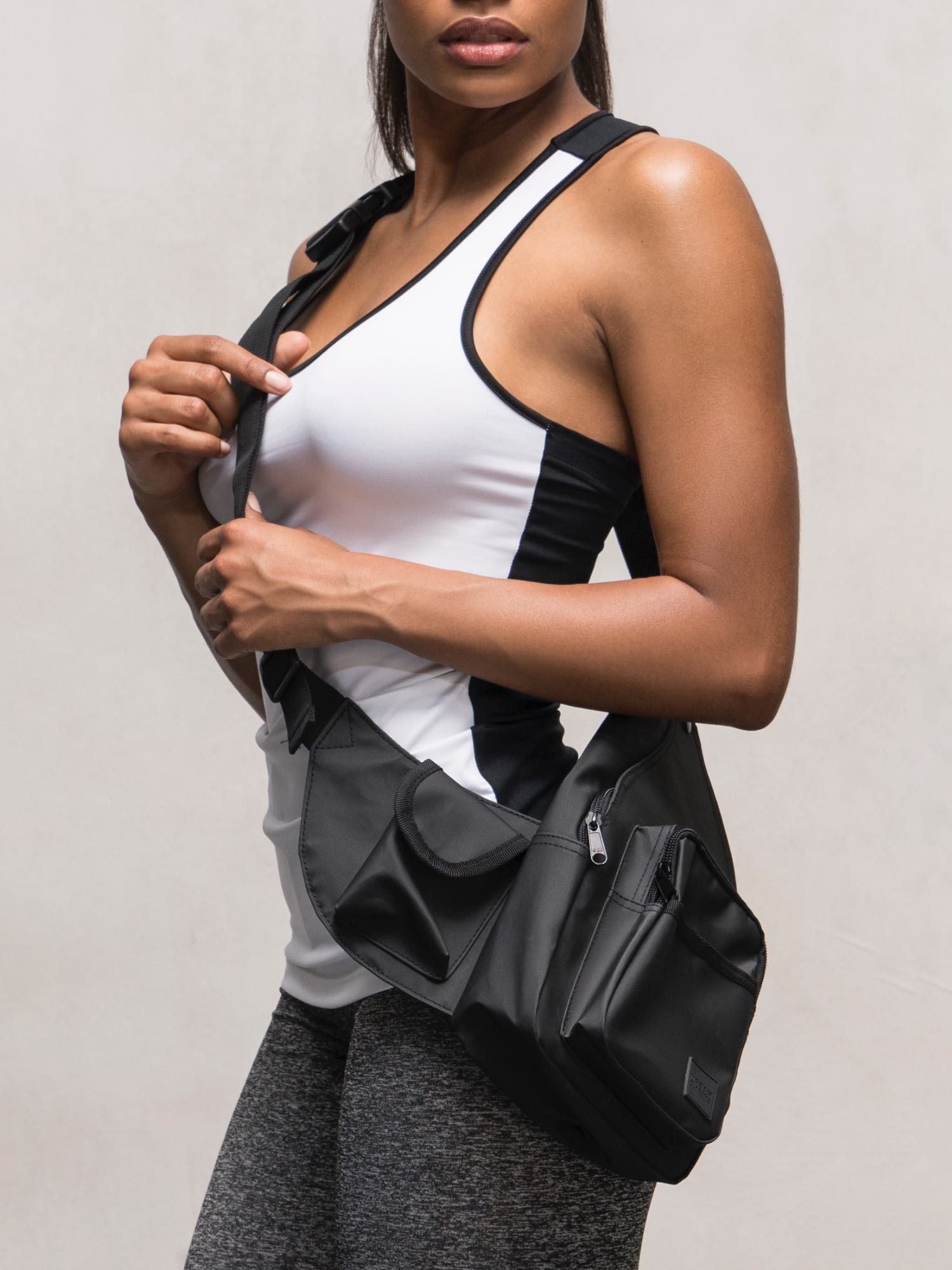 URBAN CLASSICS Umhängetasche Multi Pocket Shoulder Bag