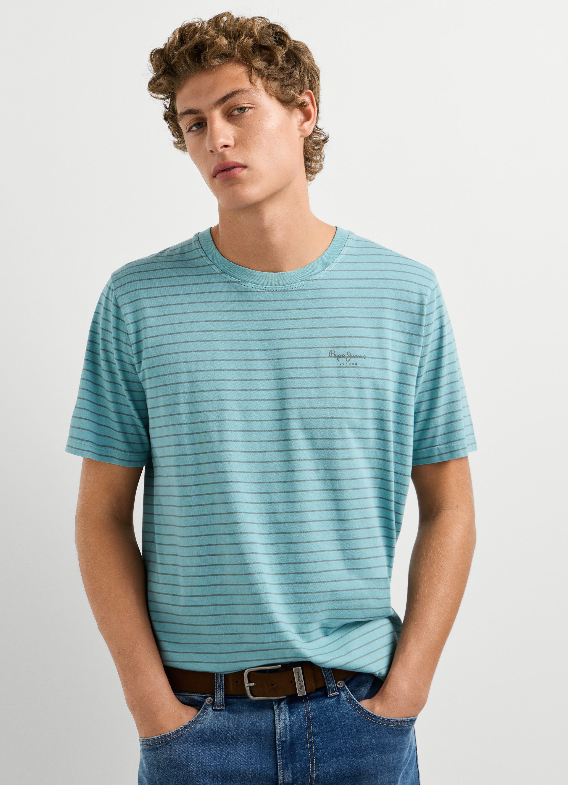 Pepe Jeans T-Shirt JACKO mit kleinem Ton-in-Ton Logoschriftzug