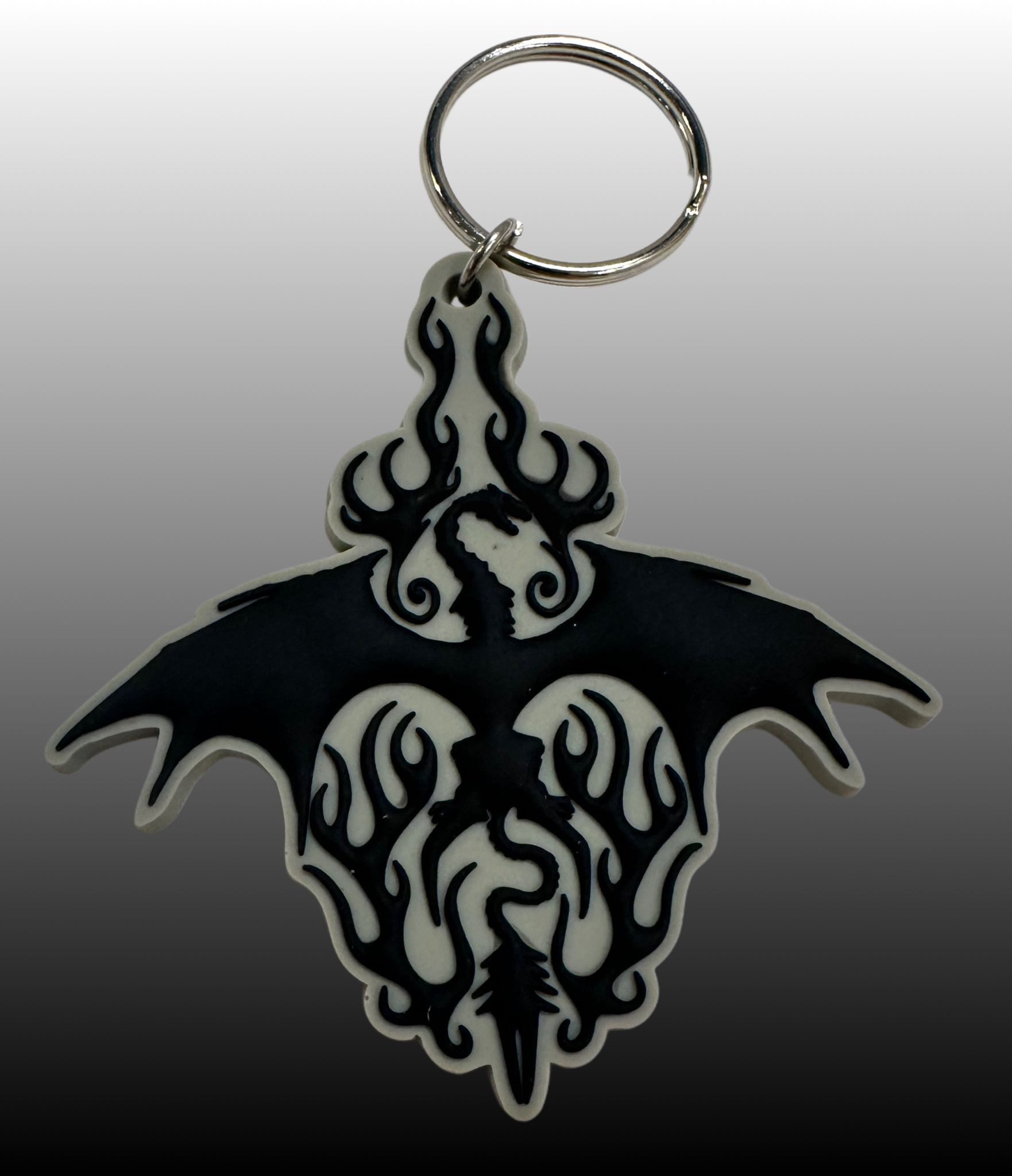 PYRAMID Schlüsselanhänger Schlüsselanhänger 6cm Kinder Anhänger keychain Wappen grau schwarz, Banner Schlüsselanhänger House of the Dragon Game of Thrones
