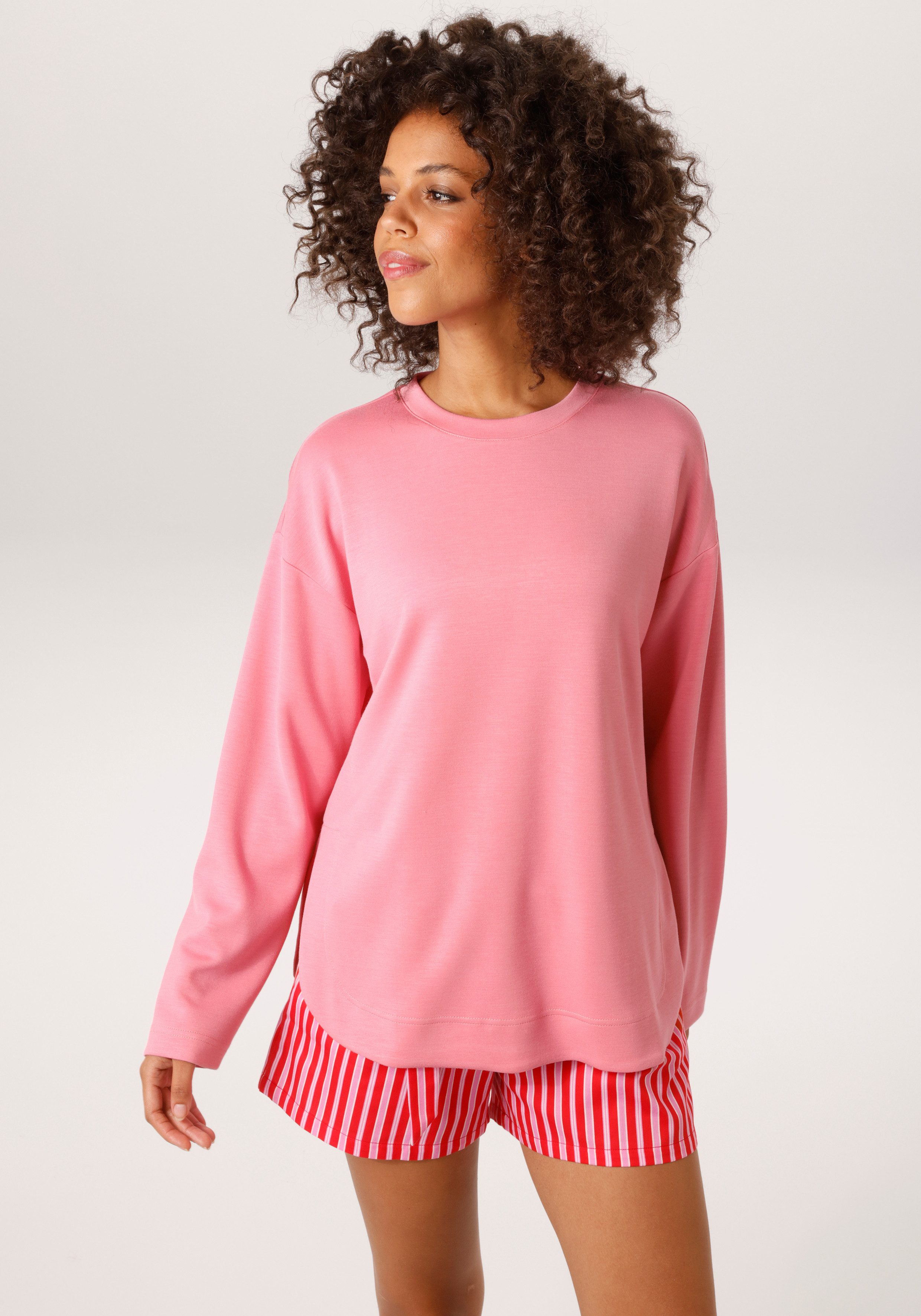Aniston CASUAL Sweatshirt in trendiger Farbpalette