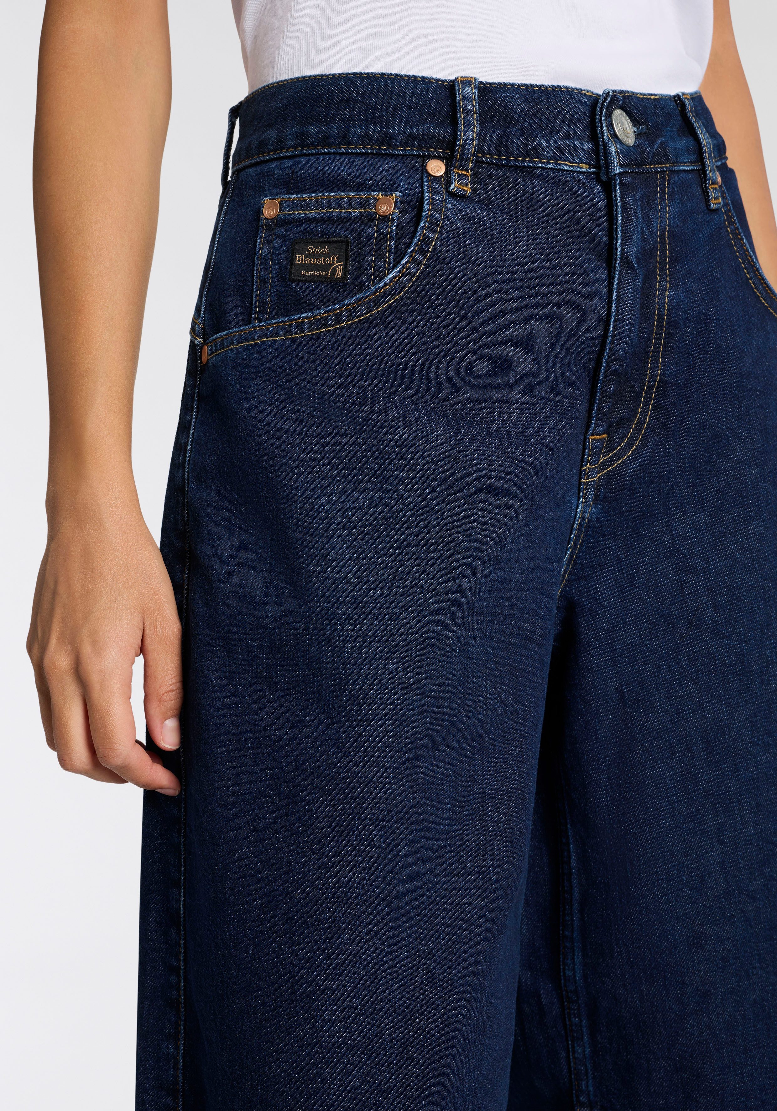 Herrlicher 5-Pocket-Jeans Barrow Denim aus leichtem Denim, Loose Fit